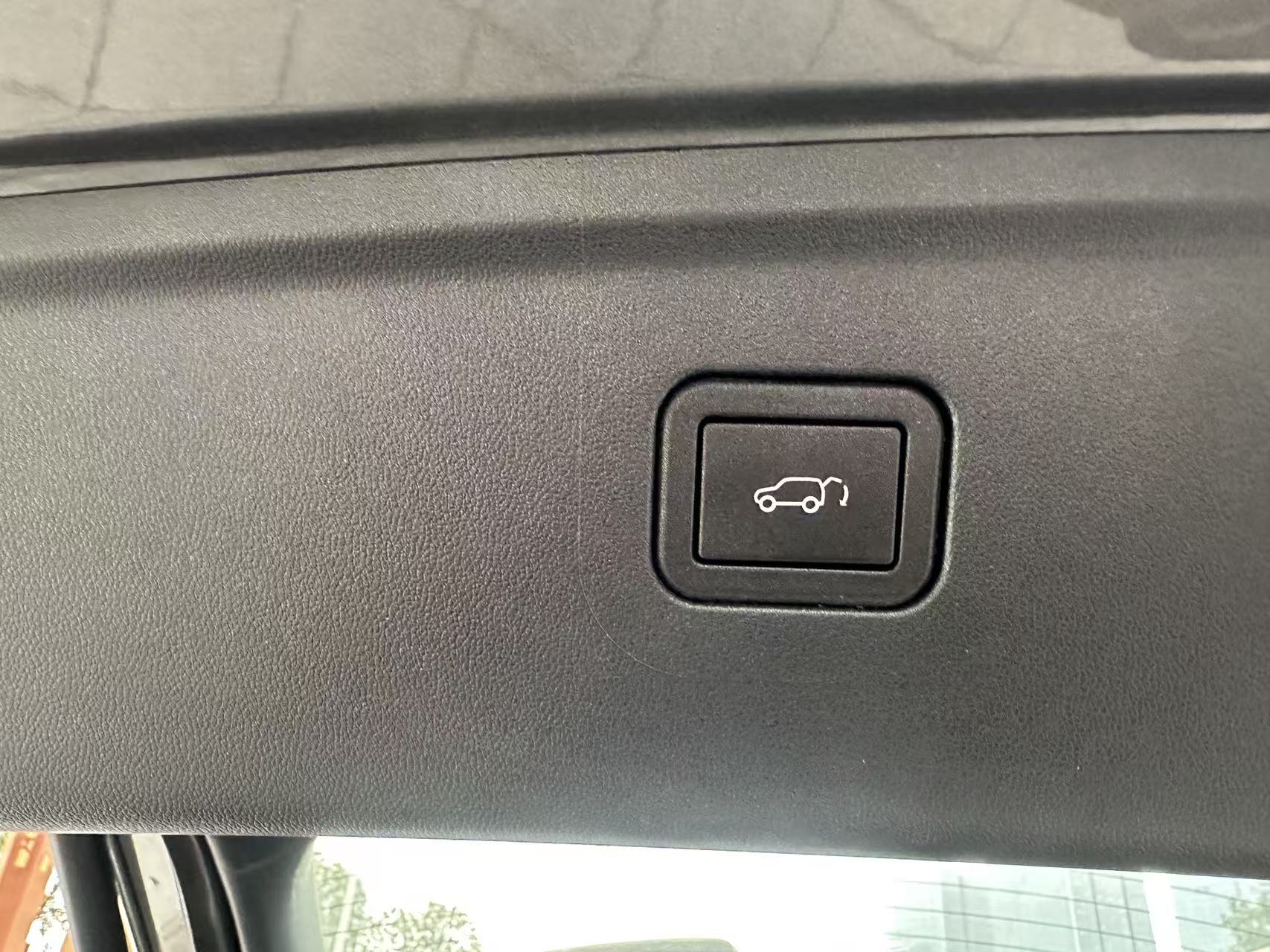 Changan UNI-Z PHEV 2025 car image #9