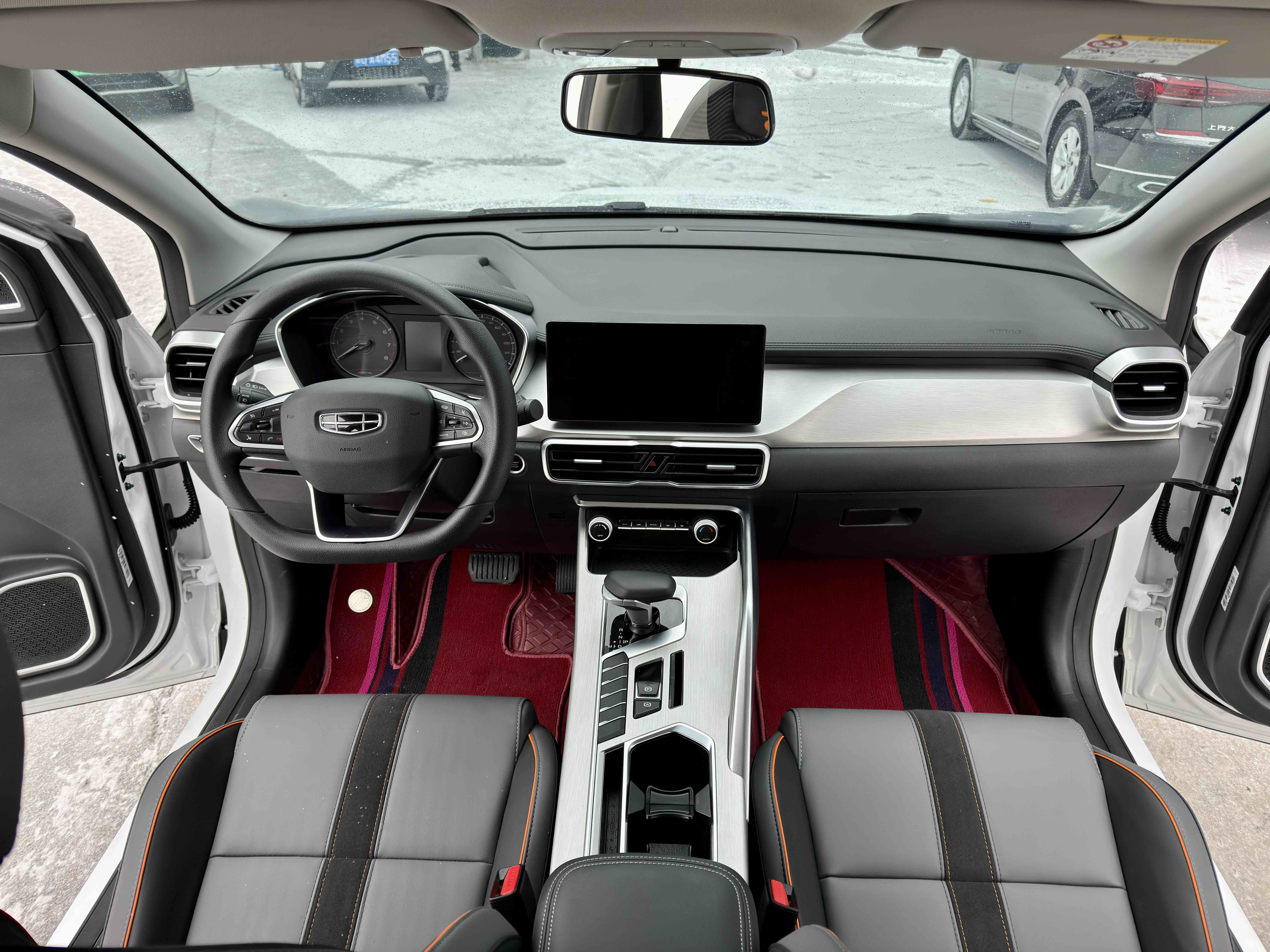 GEELY Coolray 2024 #9 GEELY Coolray 2024 car image #9