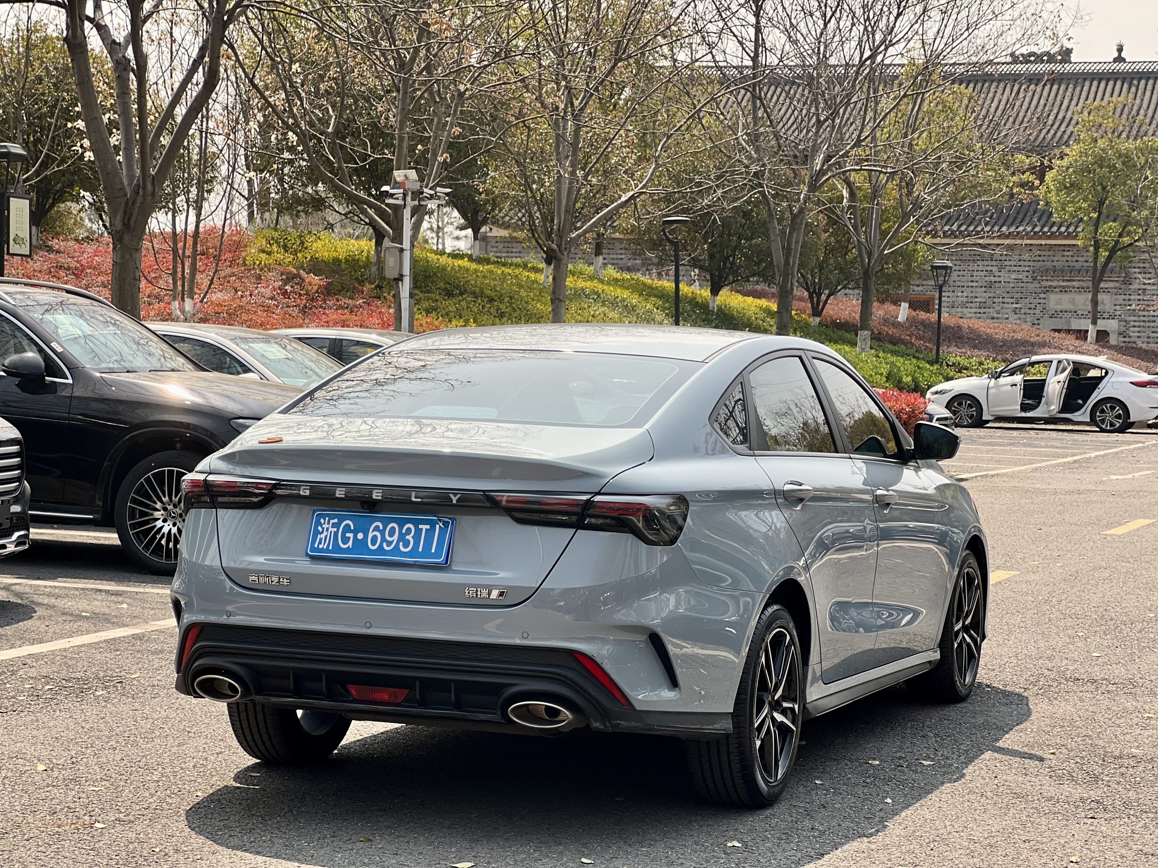 GEELY Binray 2023 car image #9