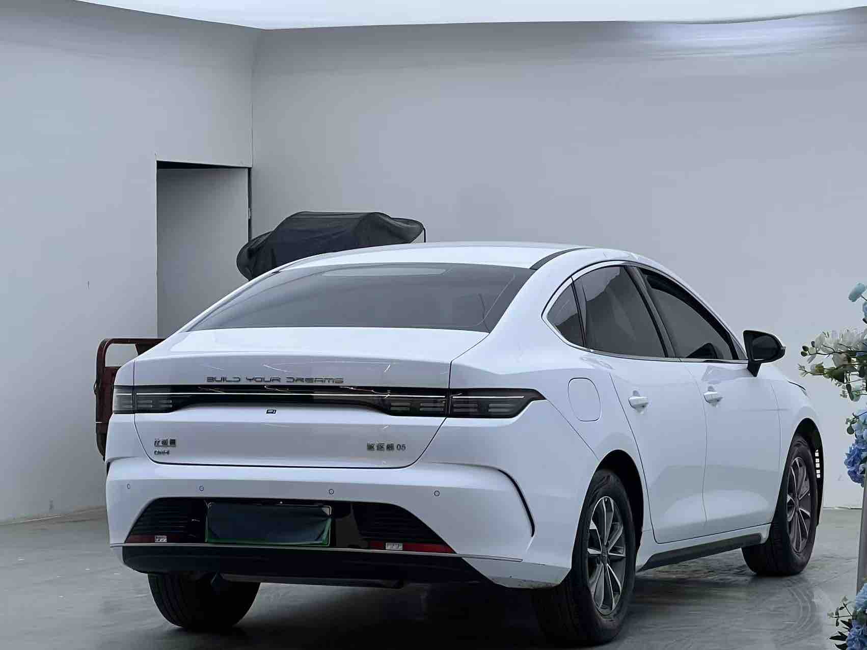 BYD Destroyer 05 2025 #9 BYD Destroyer 05 2025 car image #9