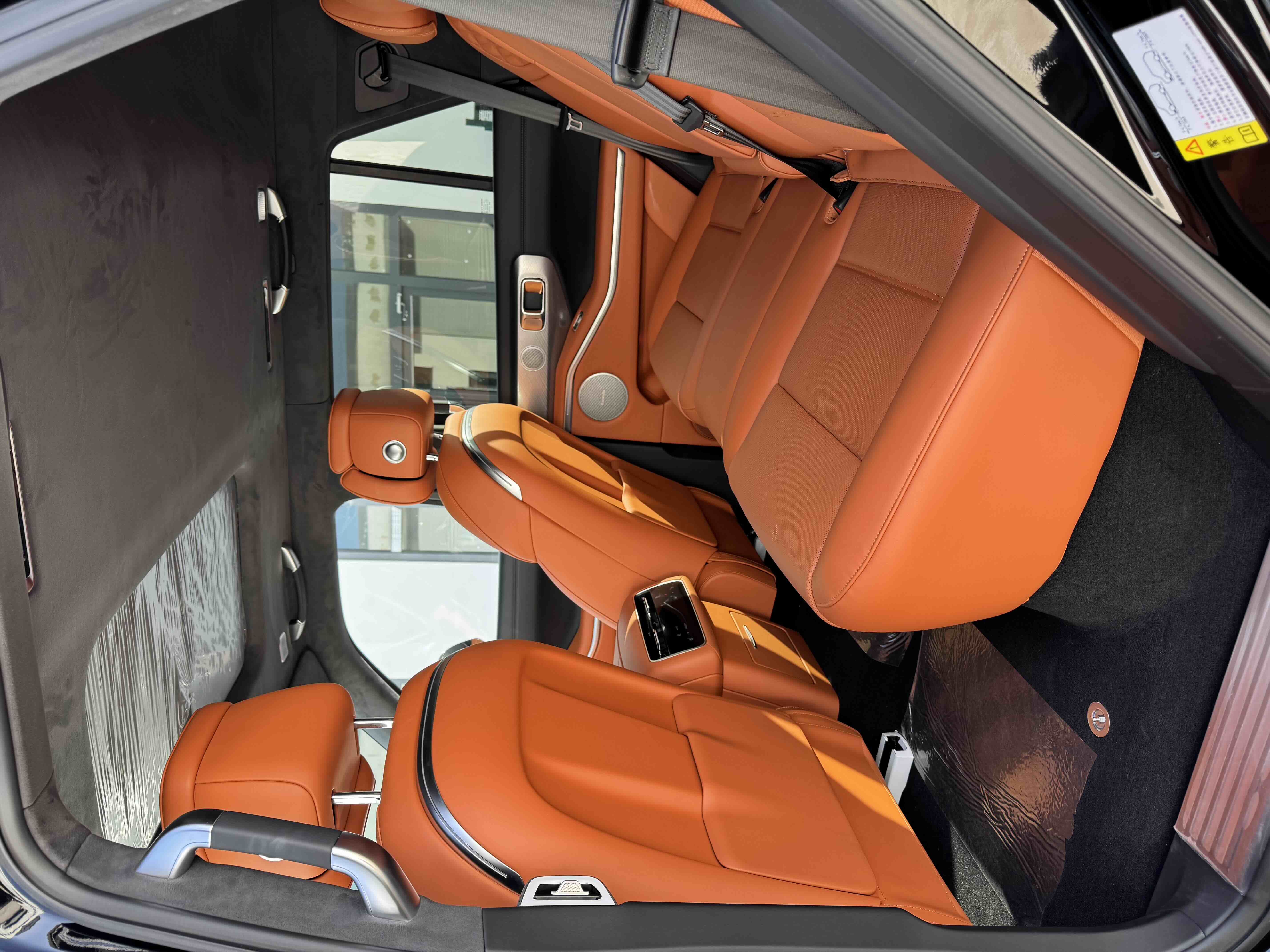 Tank 700 New Energy 2024 صورة سيارة #9