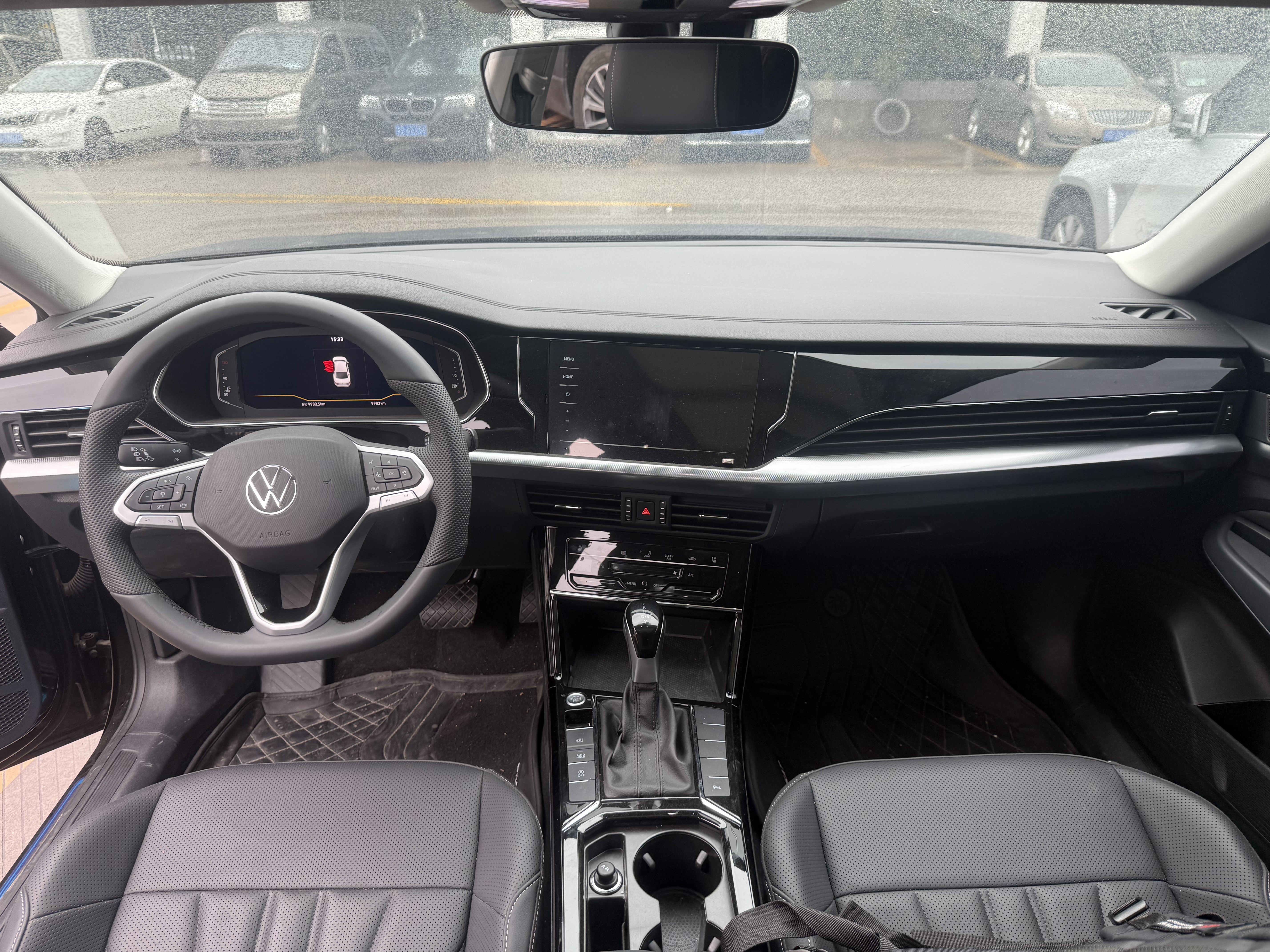 Volkswagen Passat 2024 immagine di auto #9