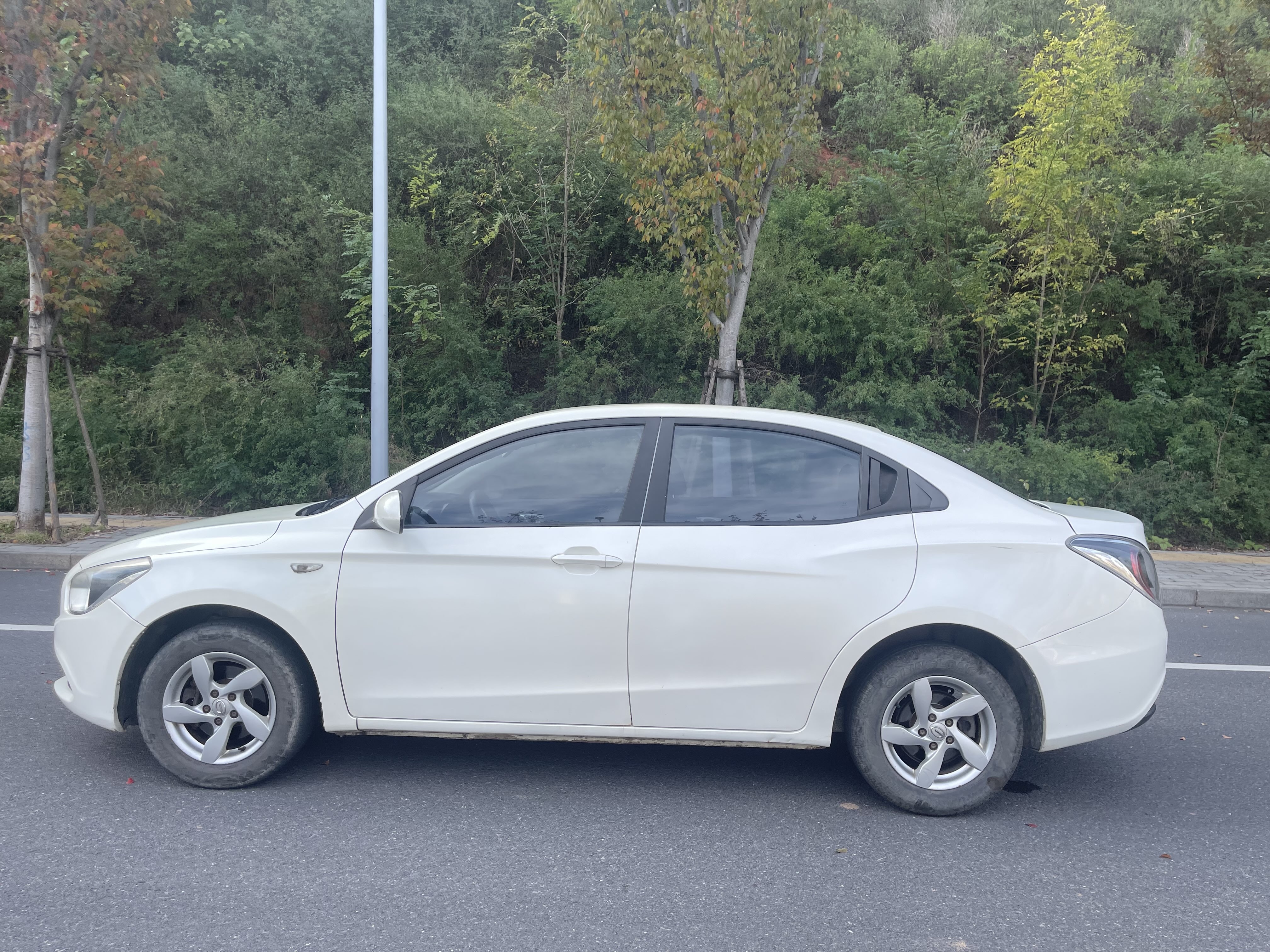 GAC Trumpchi GA3 2014 image de voiture #9