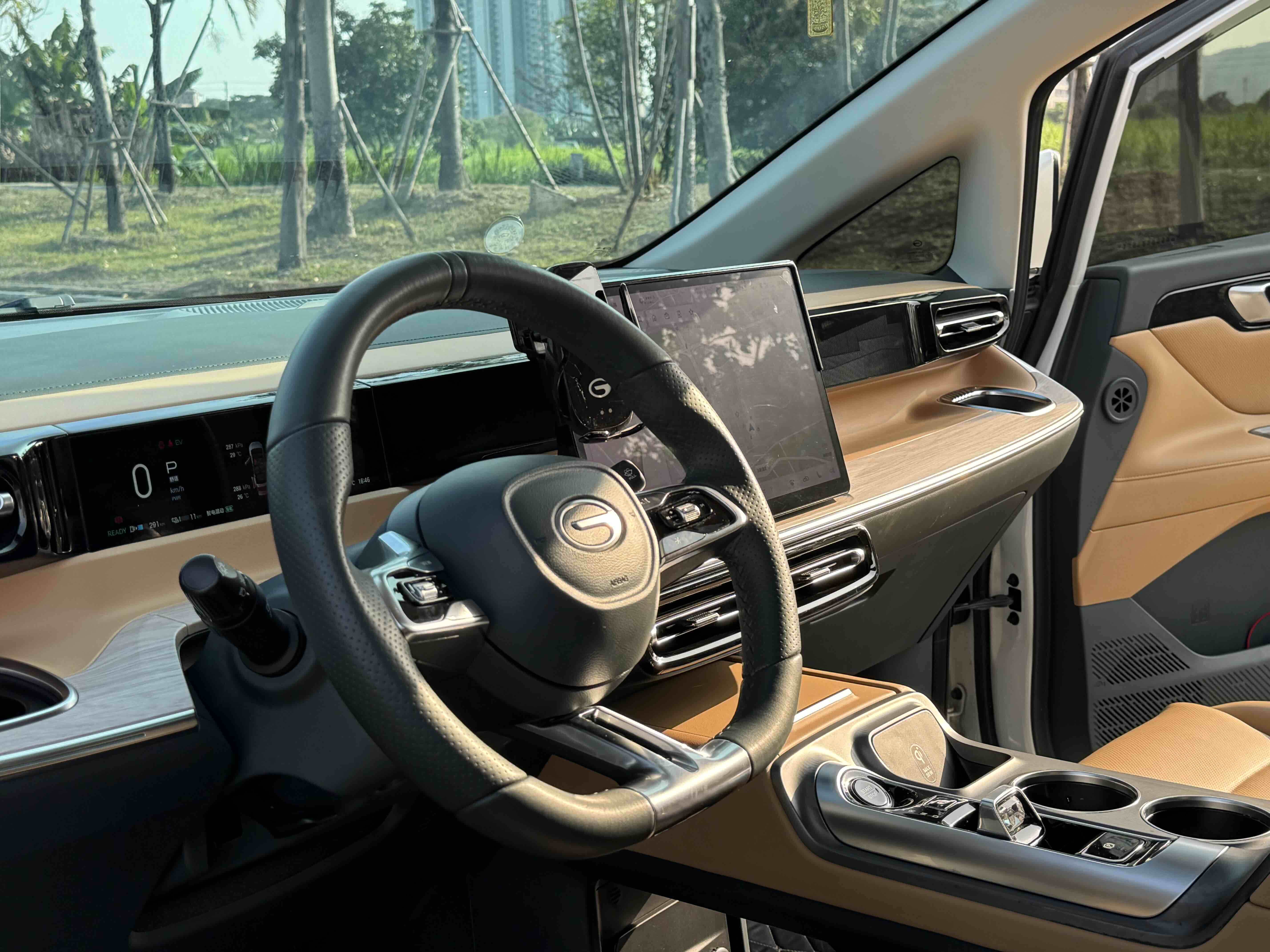 GAC Trumpchi E8 New Energy 2024 car image #9