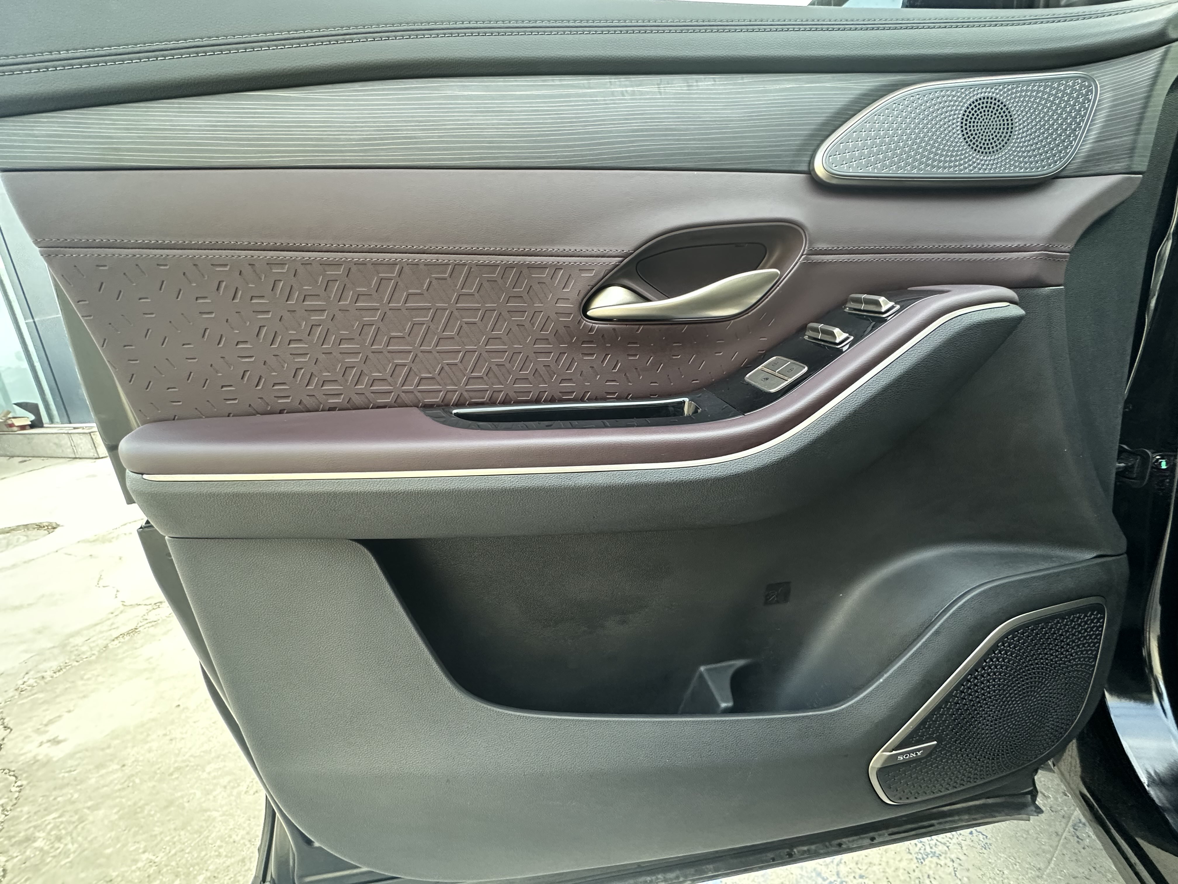 Jetour X90 PRO 2024 car image #9