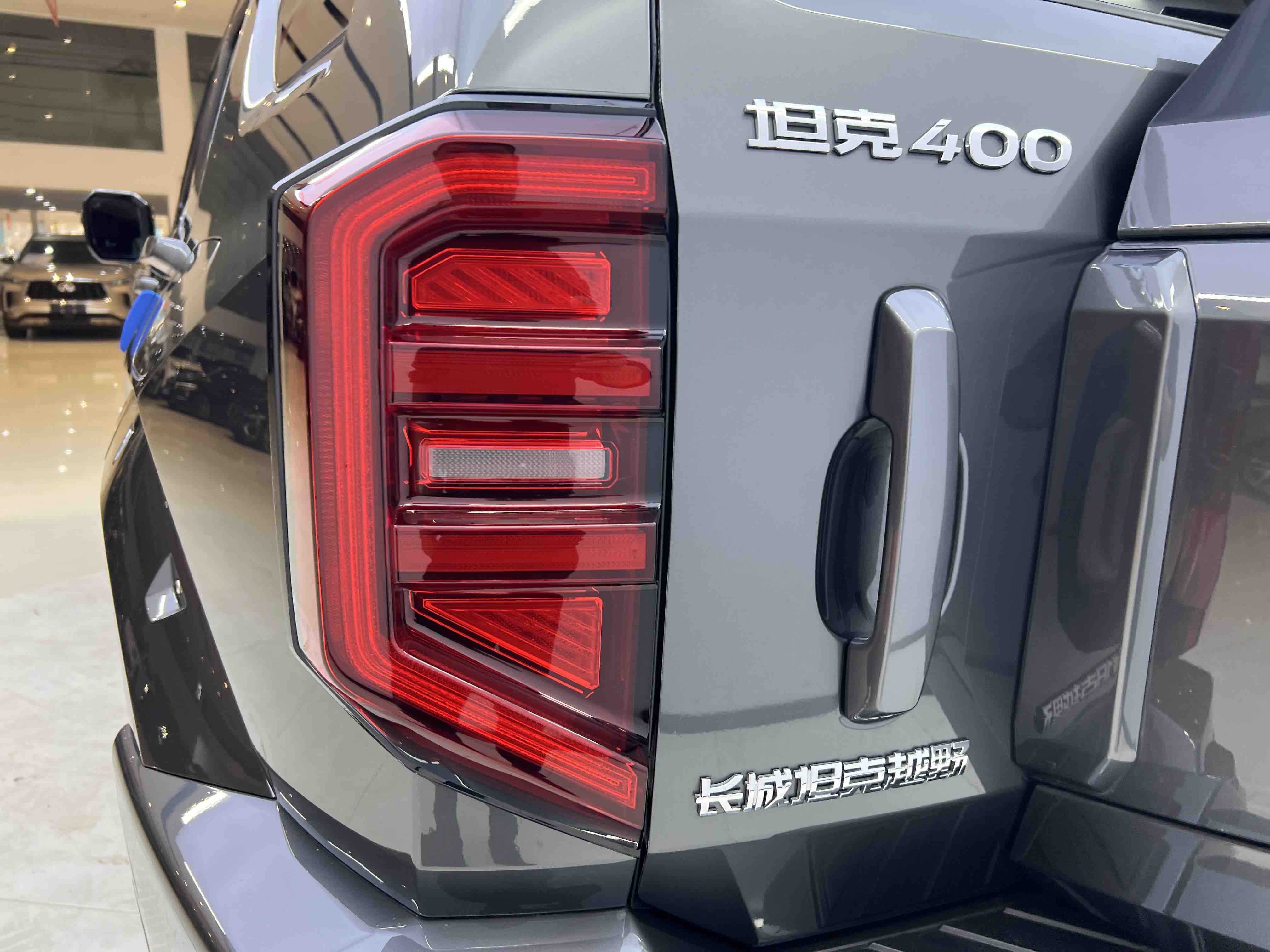 Tank 400 New Energy 2025 car image #9