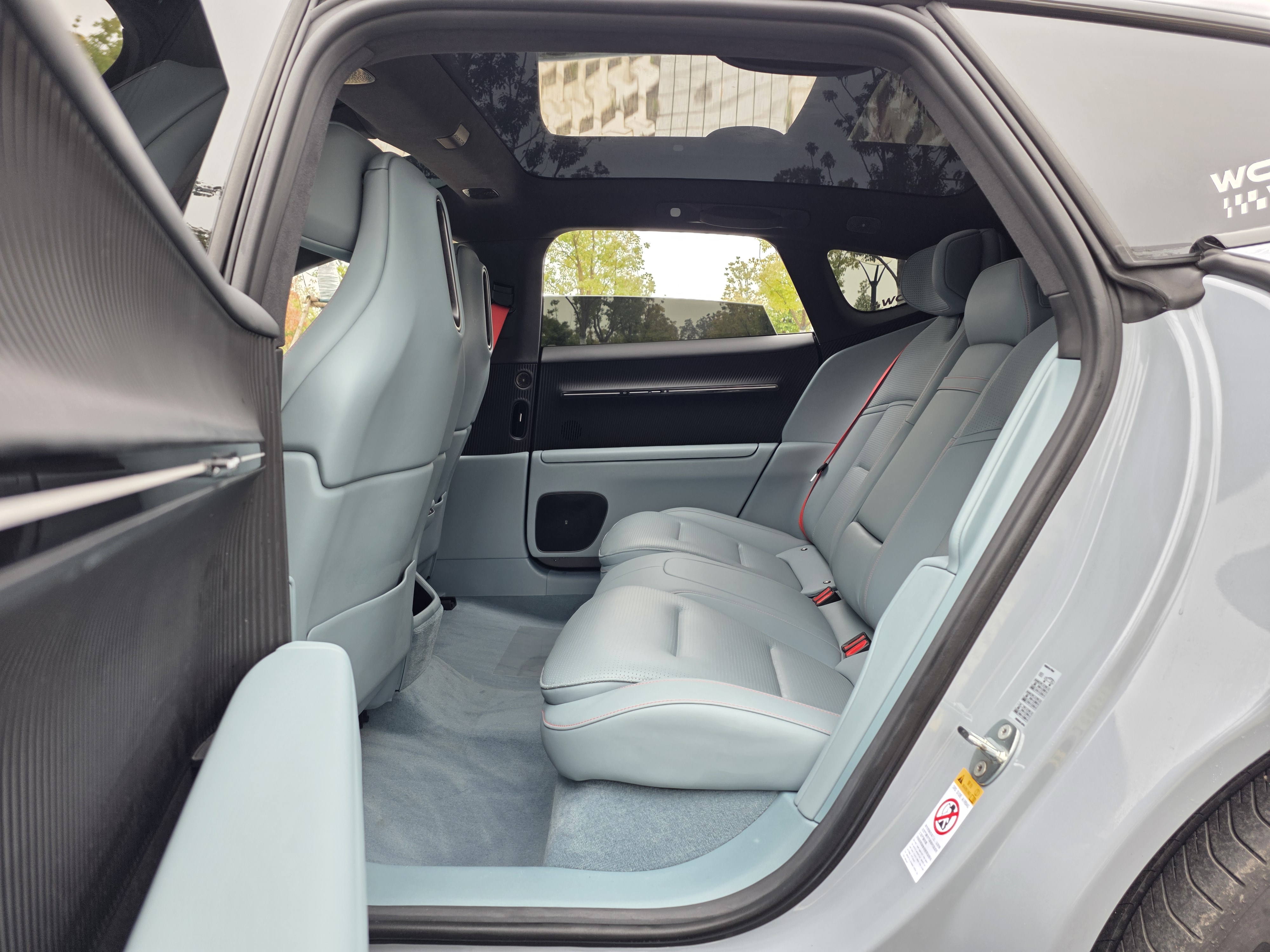 Avatr 12 2024 #9 Avatr 12 2024 car image #9