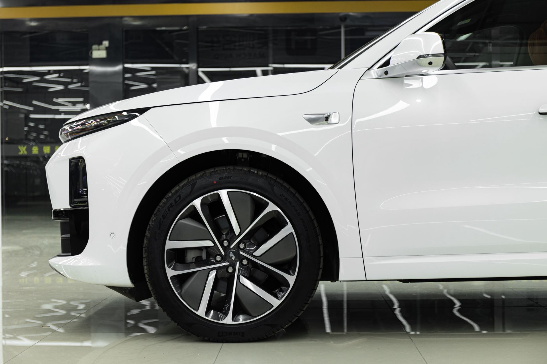 Li L6 2024 imagen de coche #9