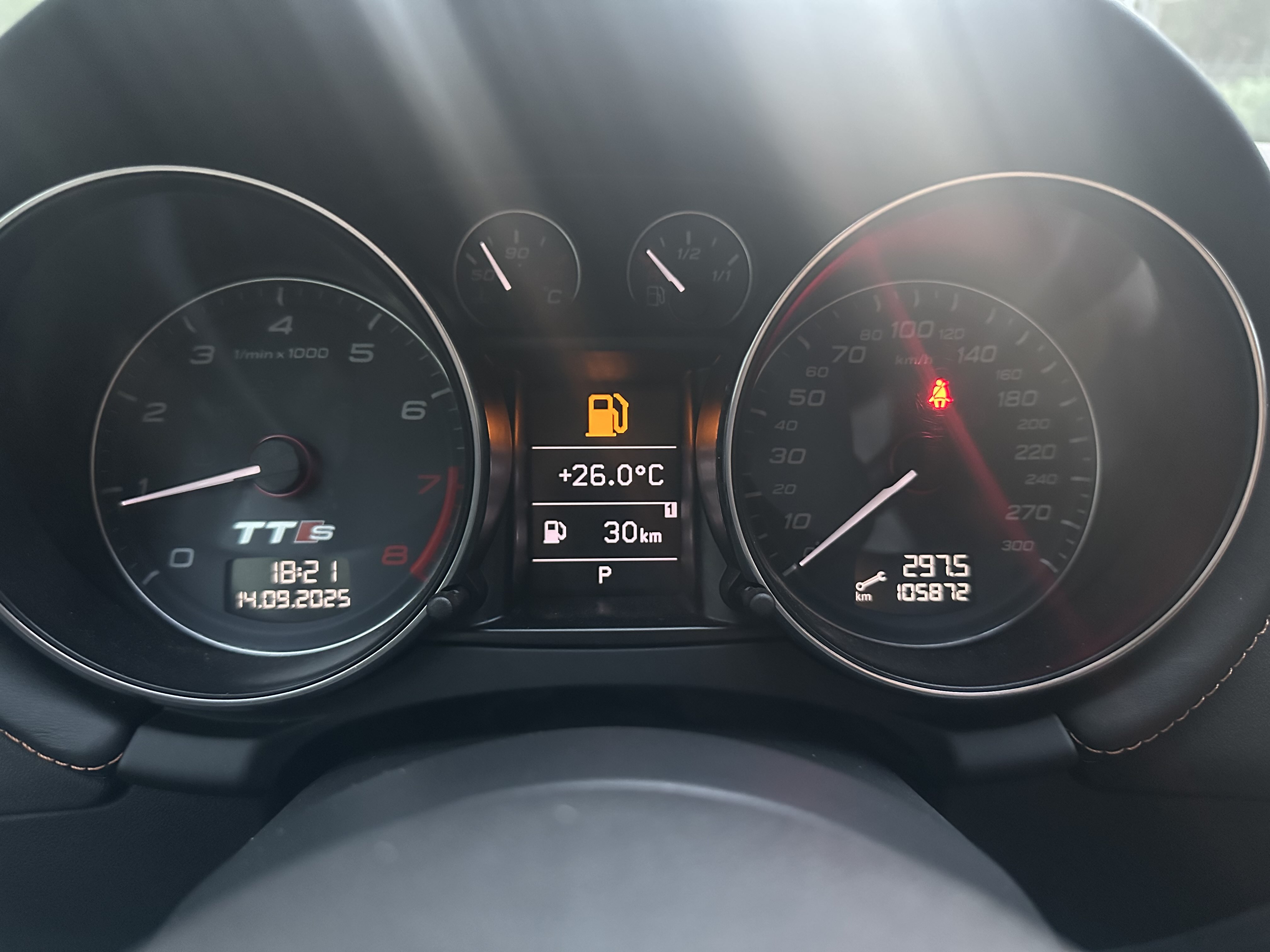 Audi TTS 2012 #9 Audi TTS 2012 car image #9