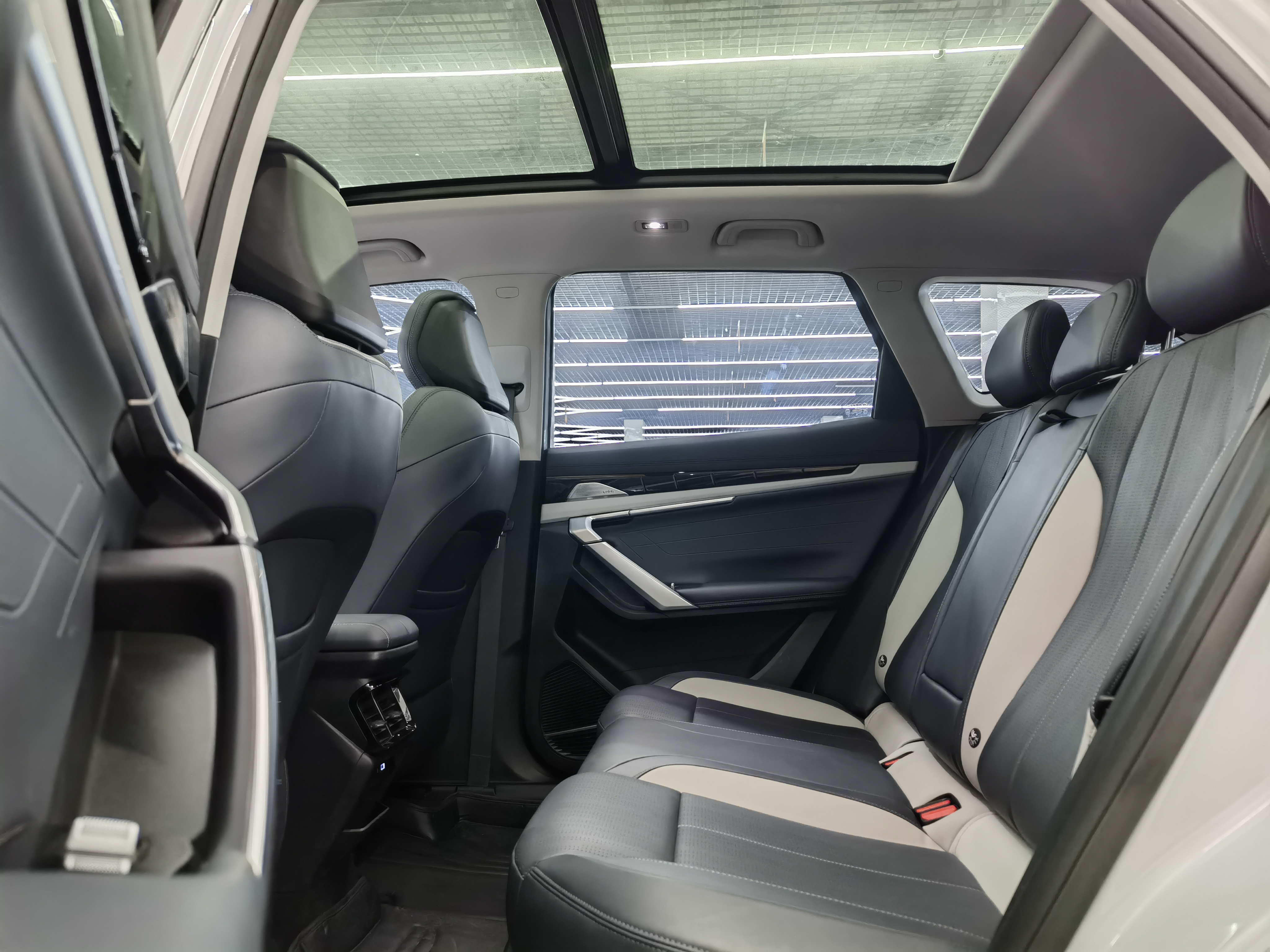 GEELY Boyue L 2024 #9 GEELY Boyue L 2024 car image #9