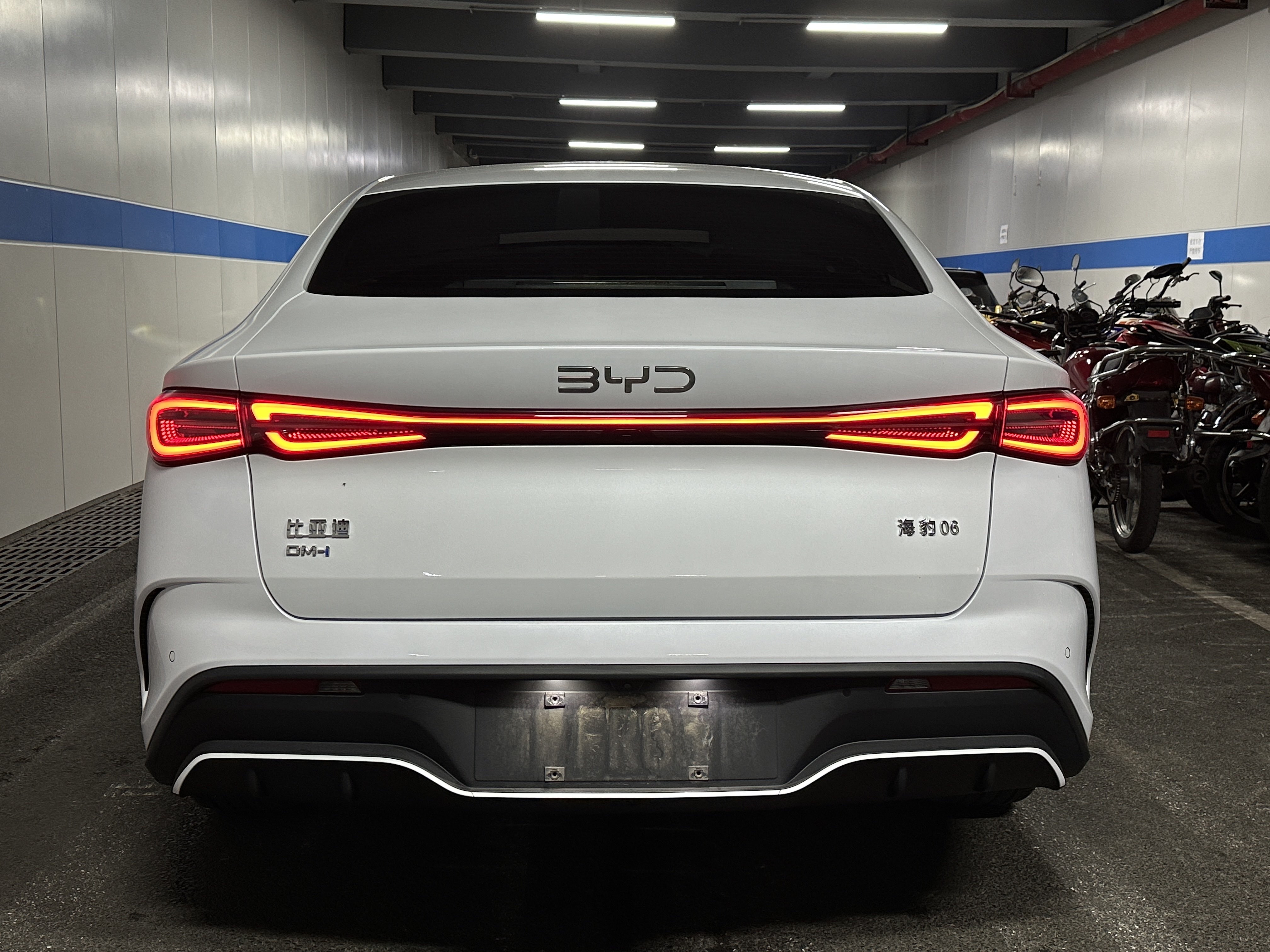 BYD Seal 06 DM-i 2024 #9 BYD Seal 06 DM-i 2024 immagine di auto #9