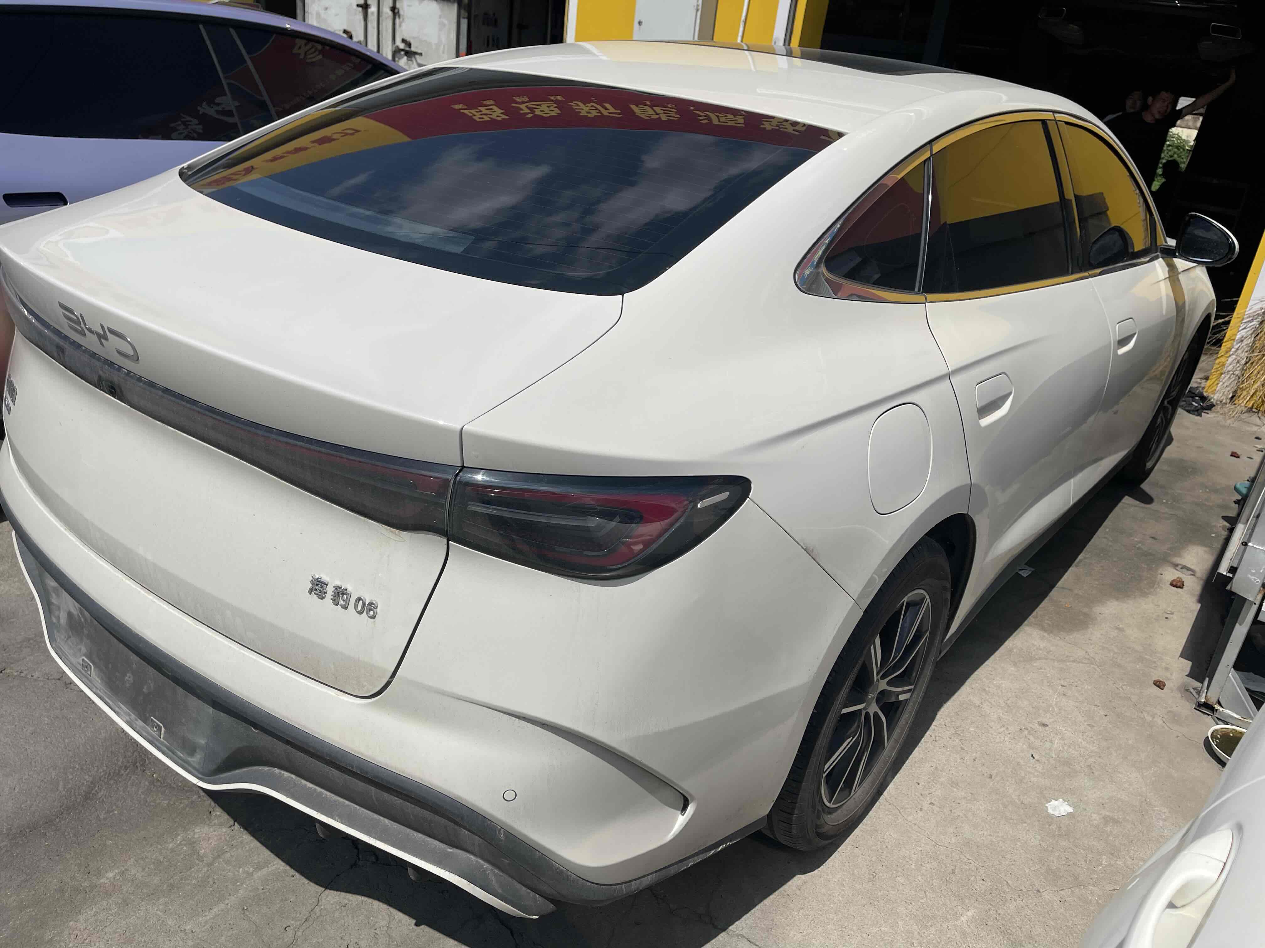 BYD Seal 06 DM-i 2024 #9 BYD Seal 06 DM-i 2024 car image #9