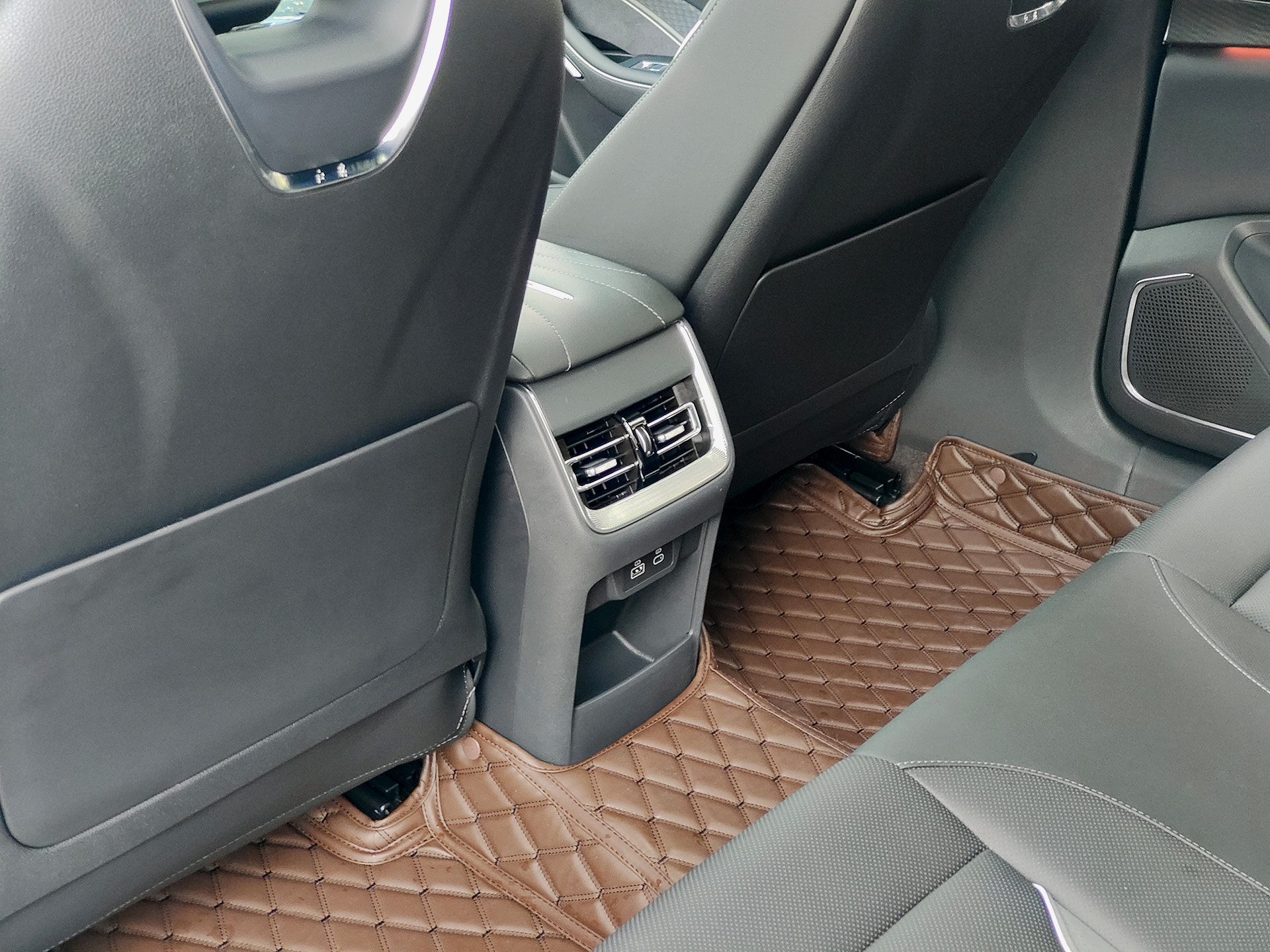 HongQi H6 2024 immagine di auto #9