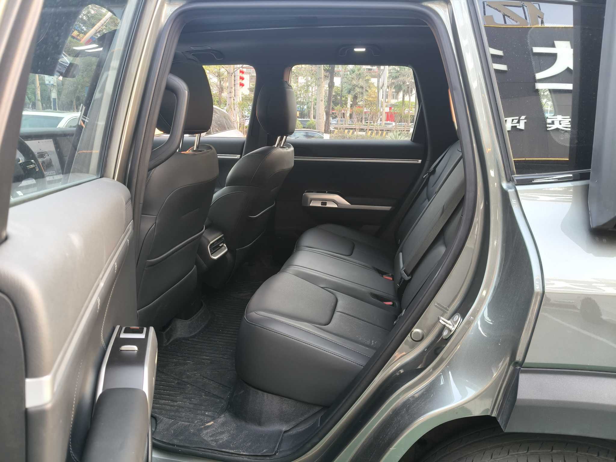 Deepal G318 2025 car image #9