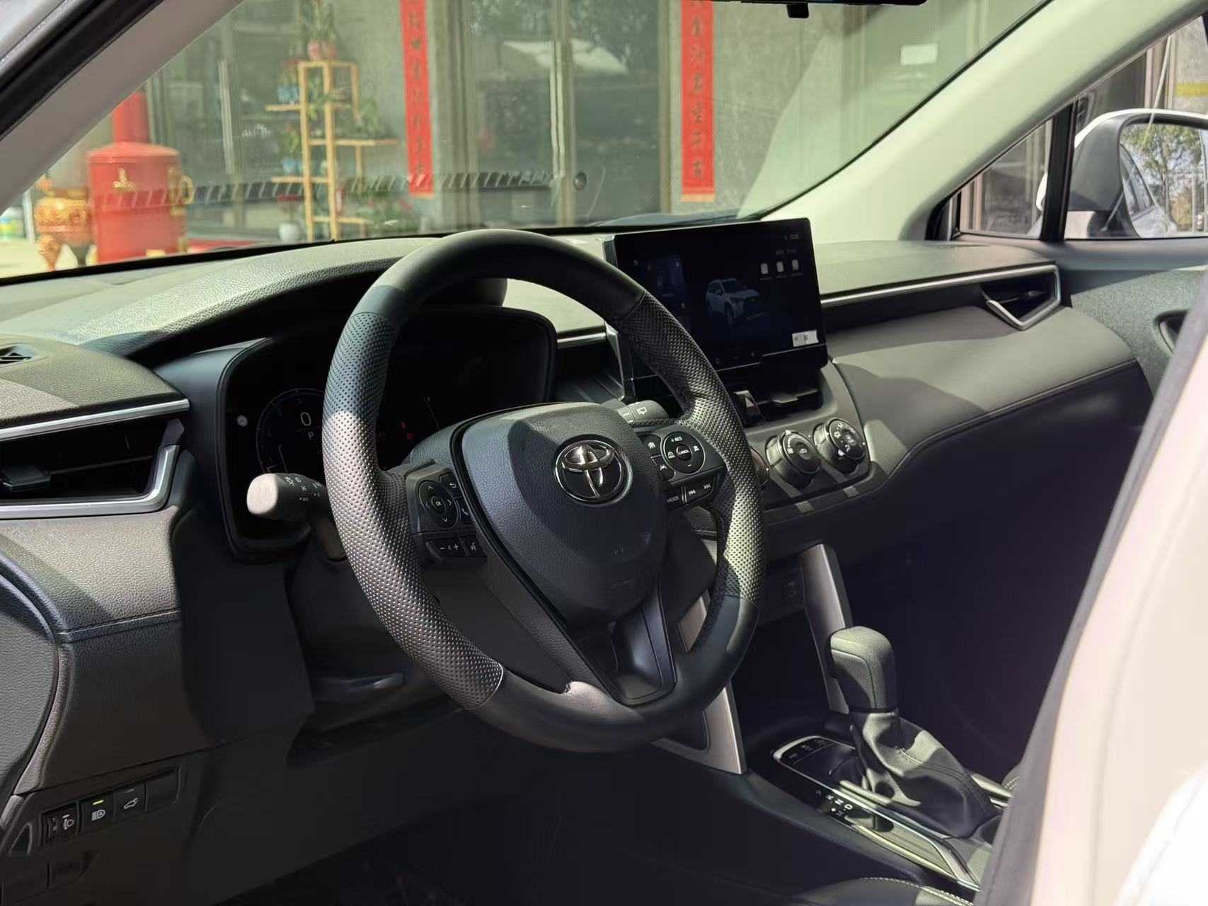 Toyota Corolla Cross 2025 #9 Toyota Corolla Cross 2025 car image #9