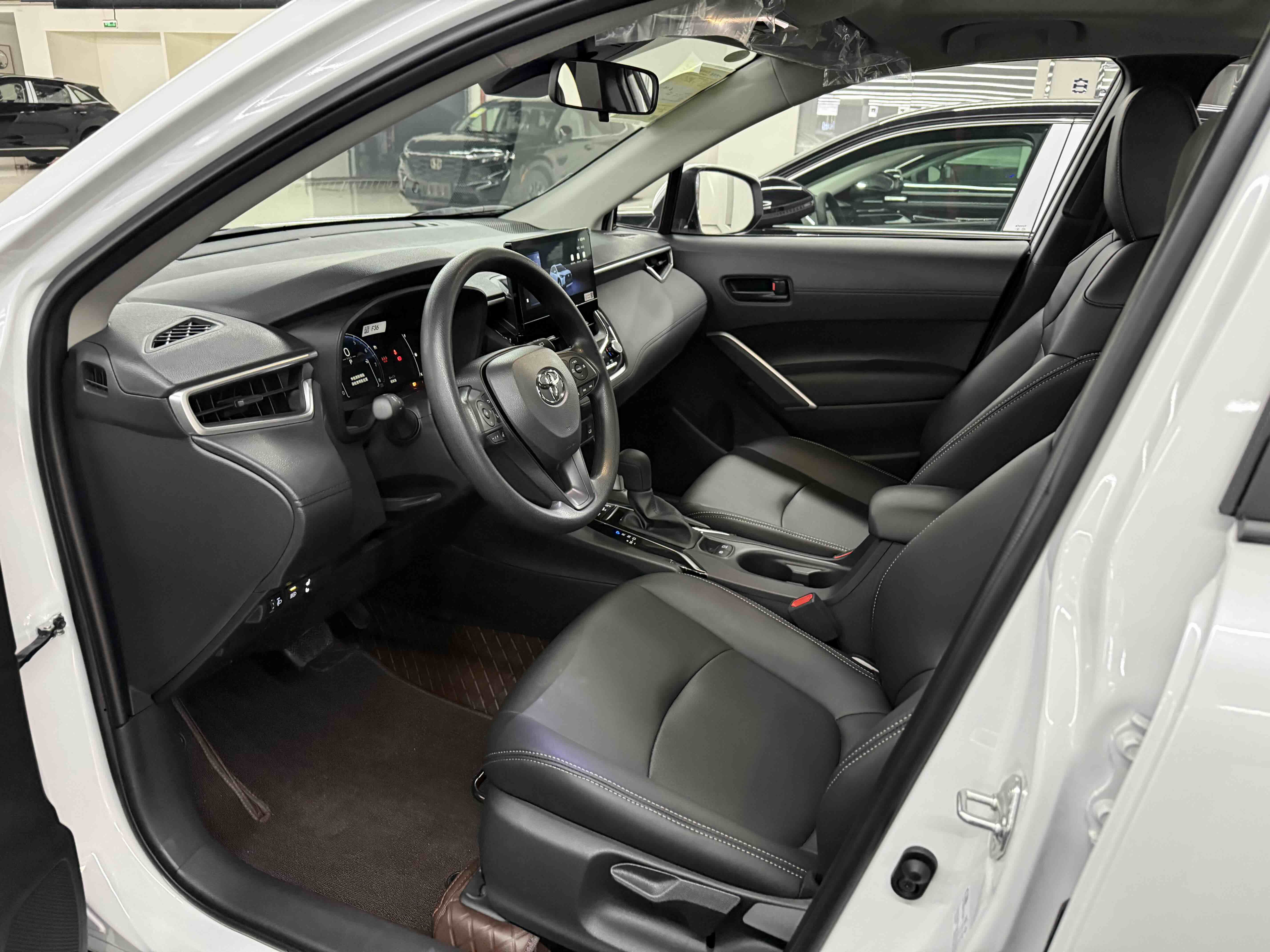 Toyota Corolla Cross 2026 immagine di auto #9