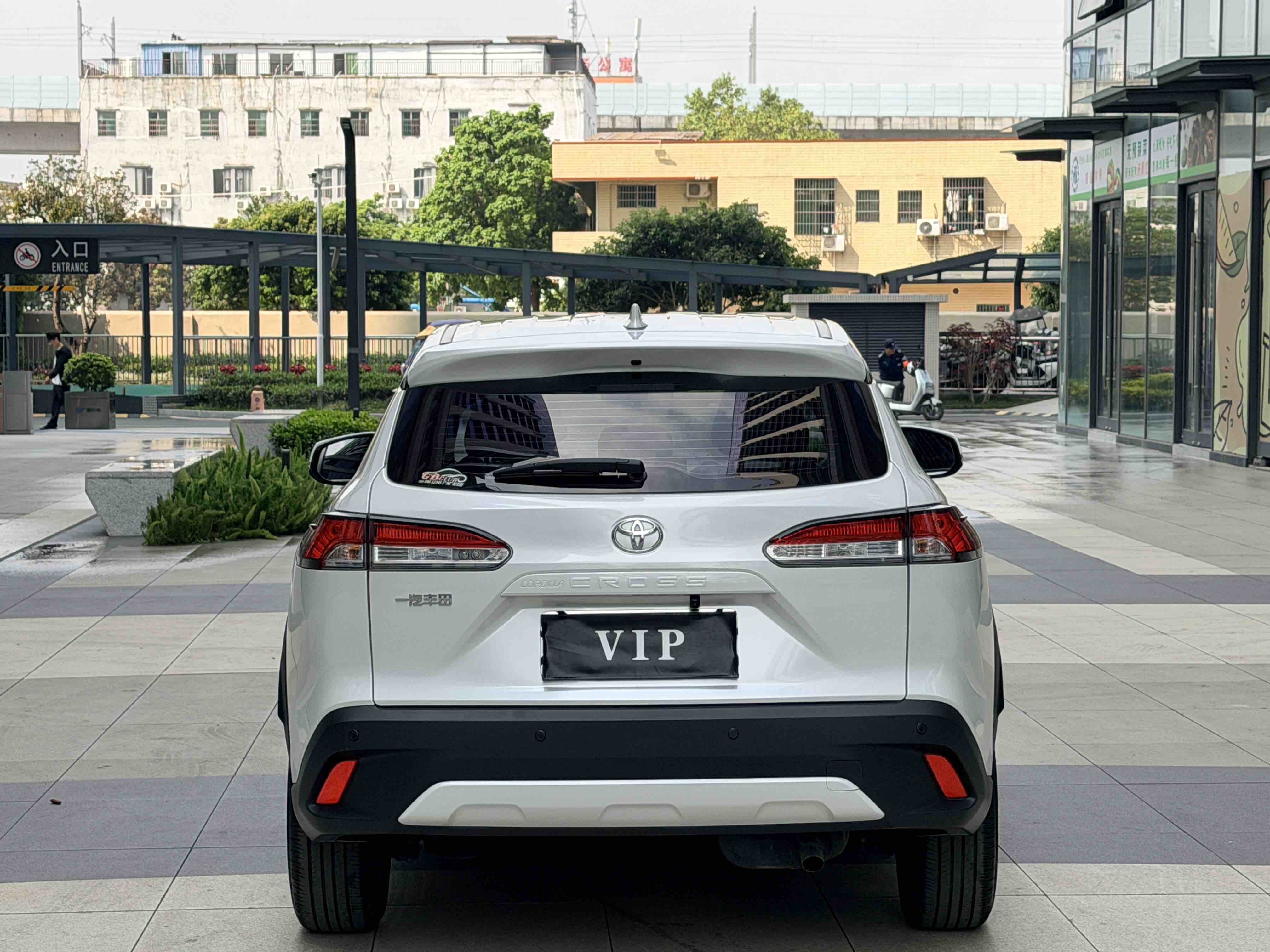 Toyota Corolla Cross 2024 car image #9