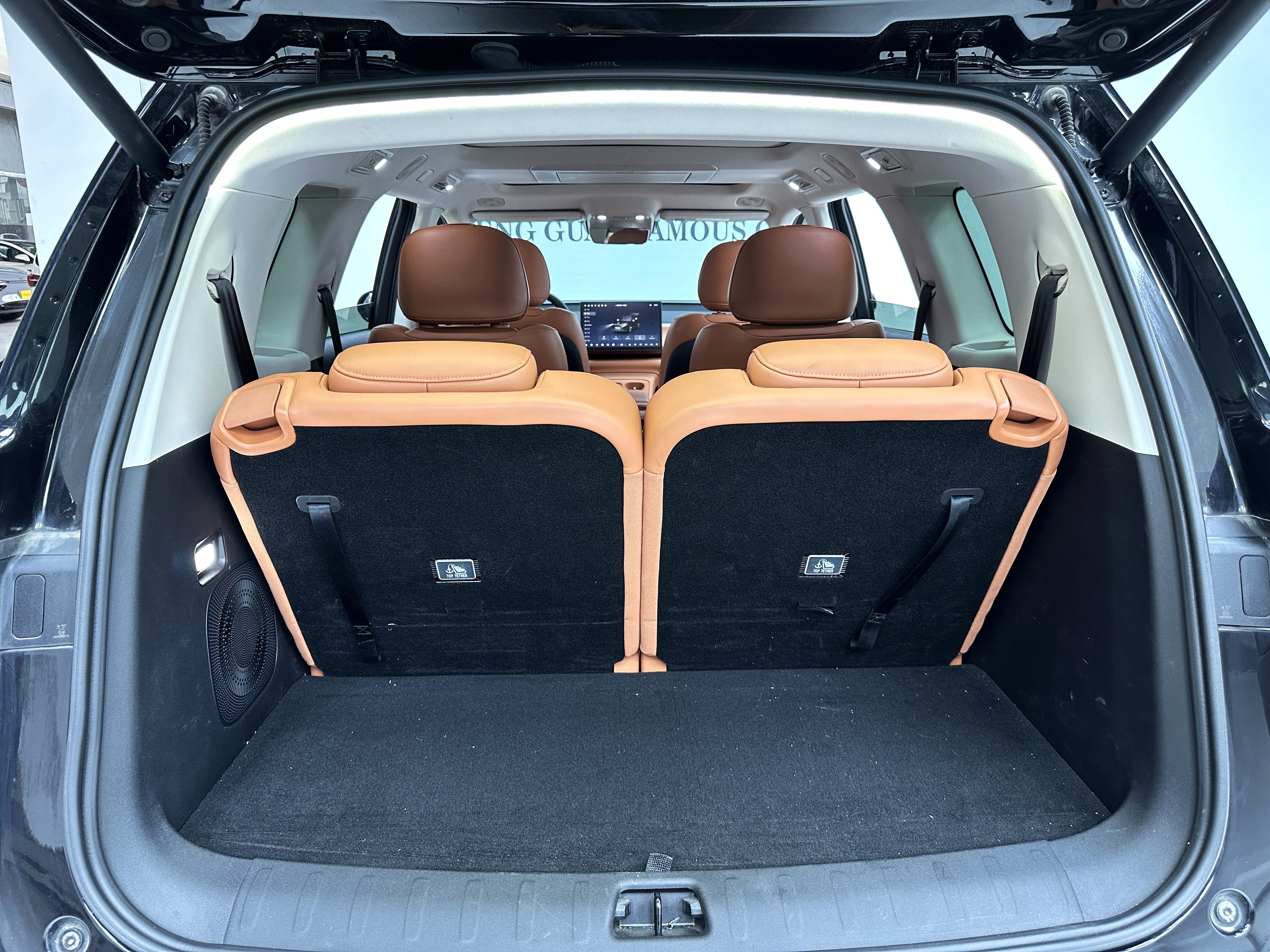 零跑汽车 零跑C16 2025 汽车图片 #9