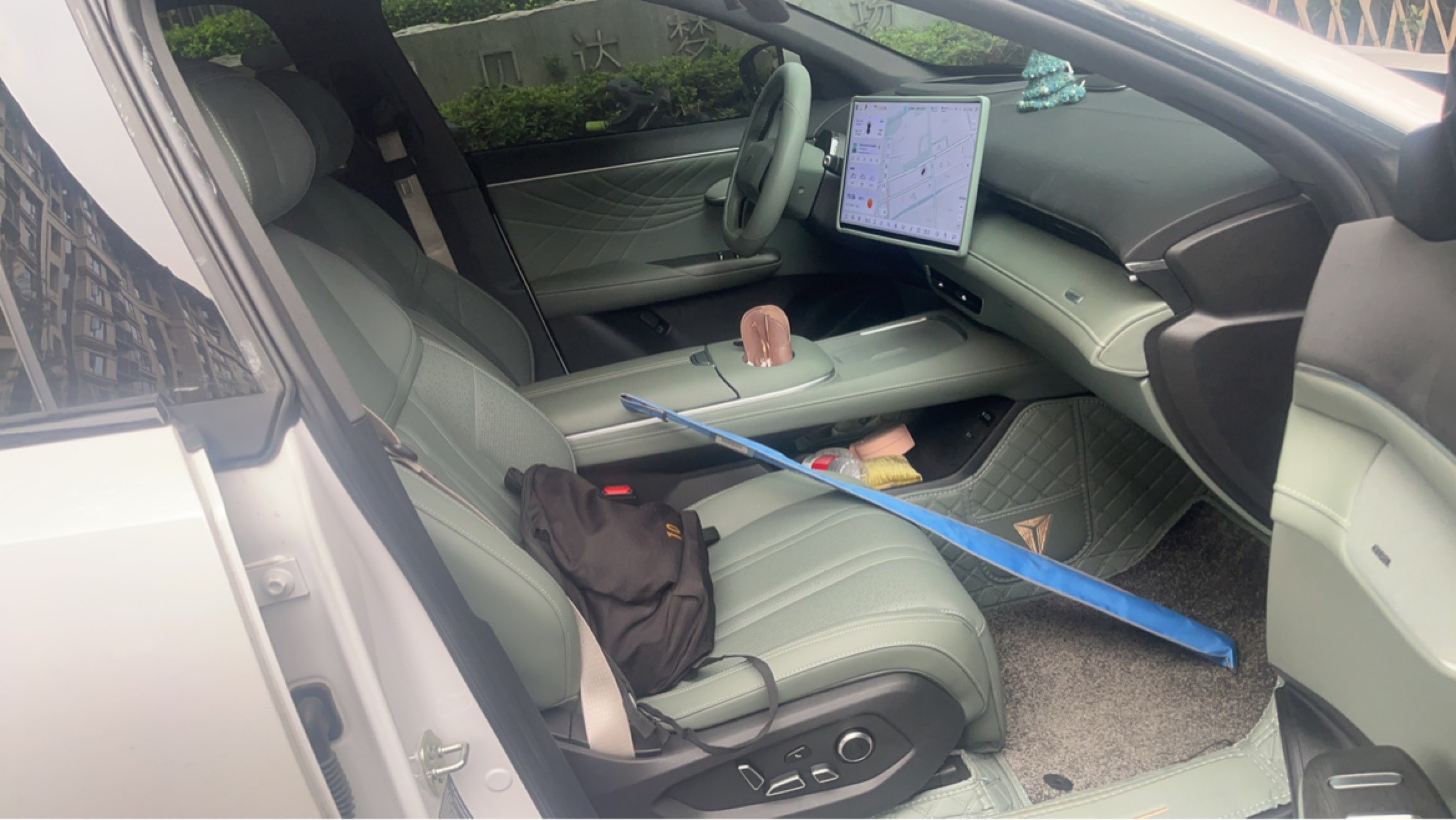 Deepal S07 2024 image de voiture #9