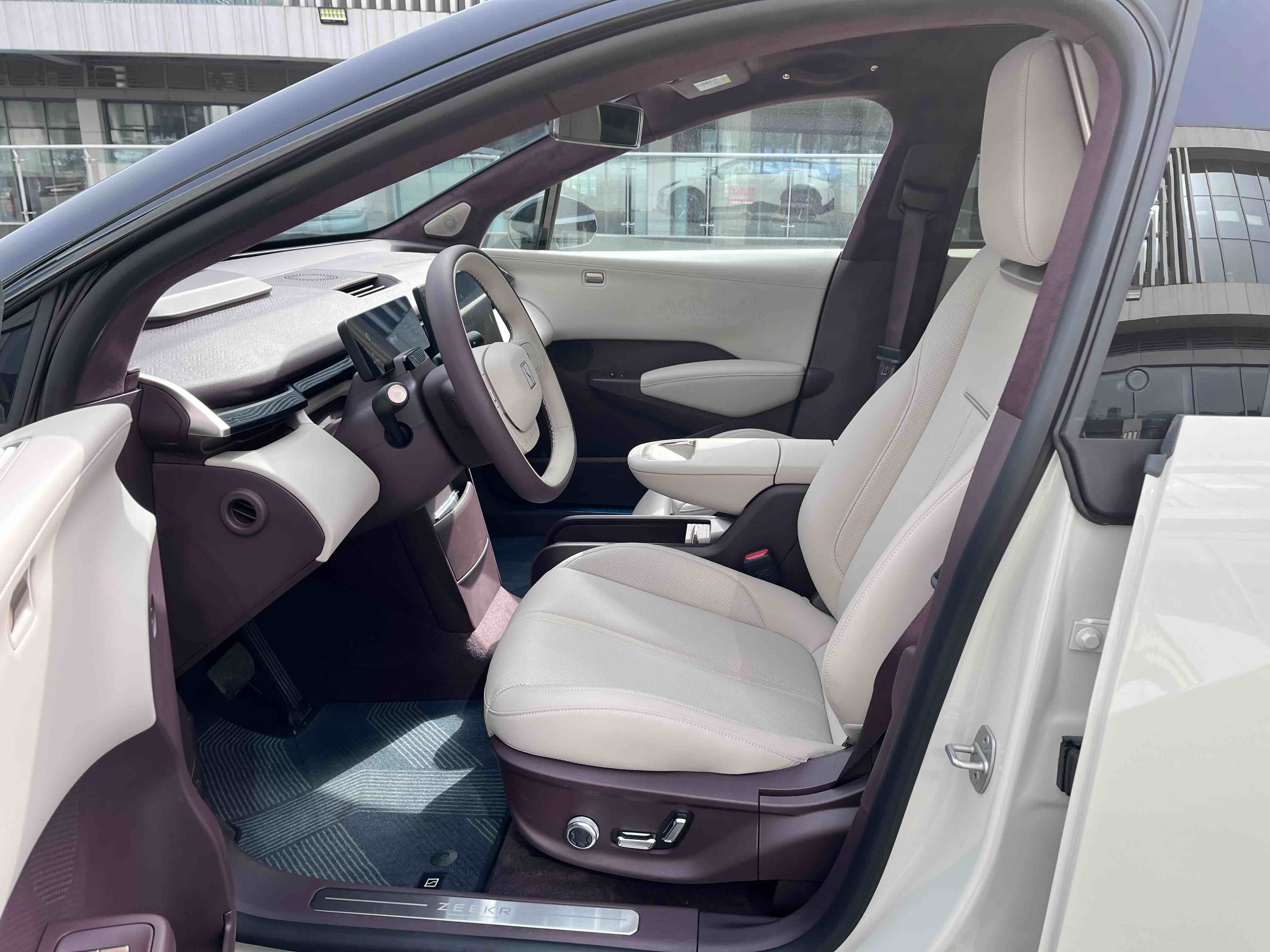 极氪 极氪X 2024 汽车图片 #9