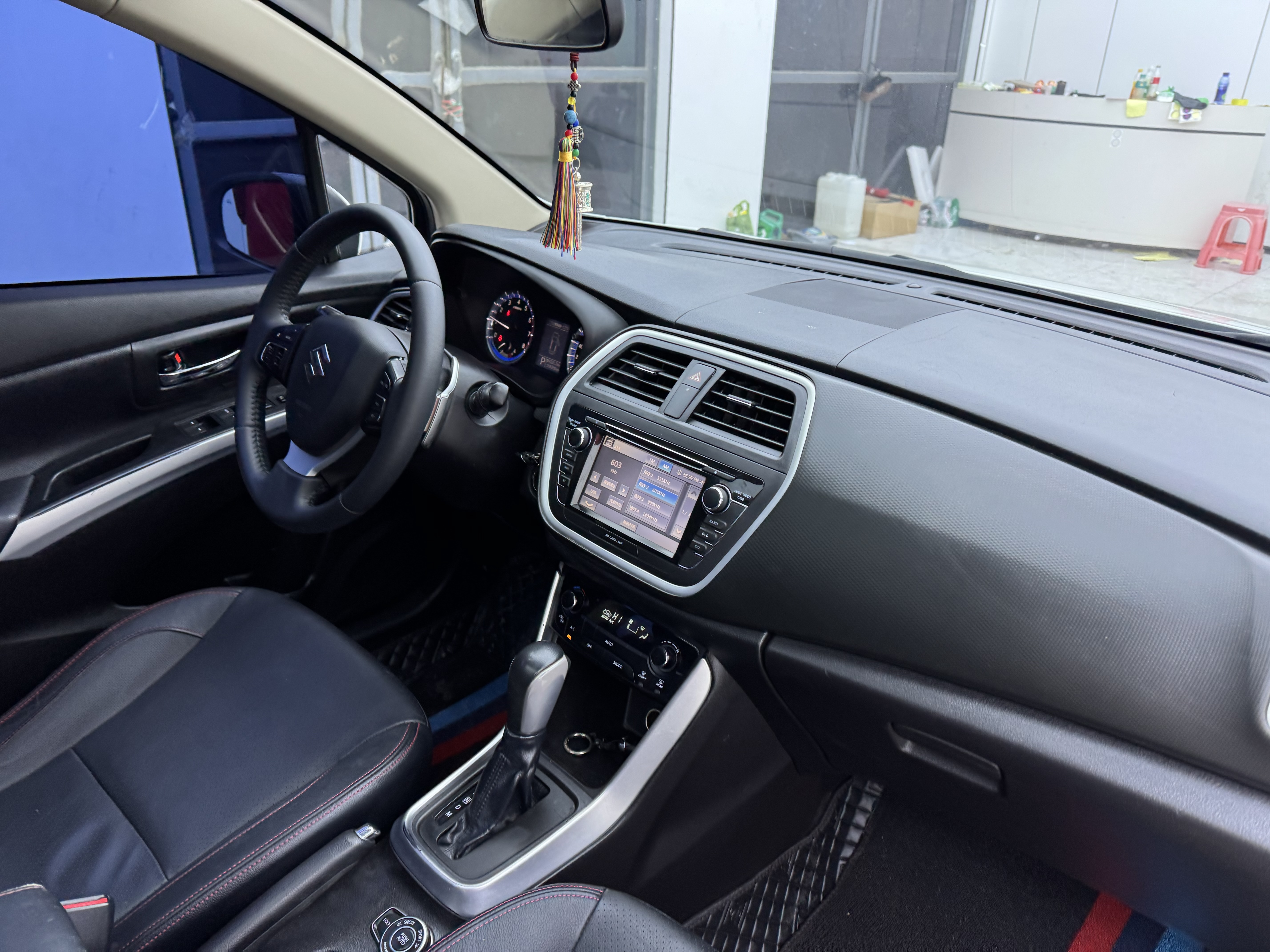 Suzuki S-Cross 2016 صورة سيارة #9