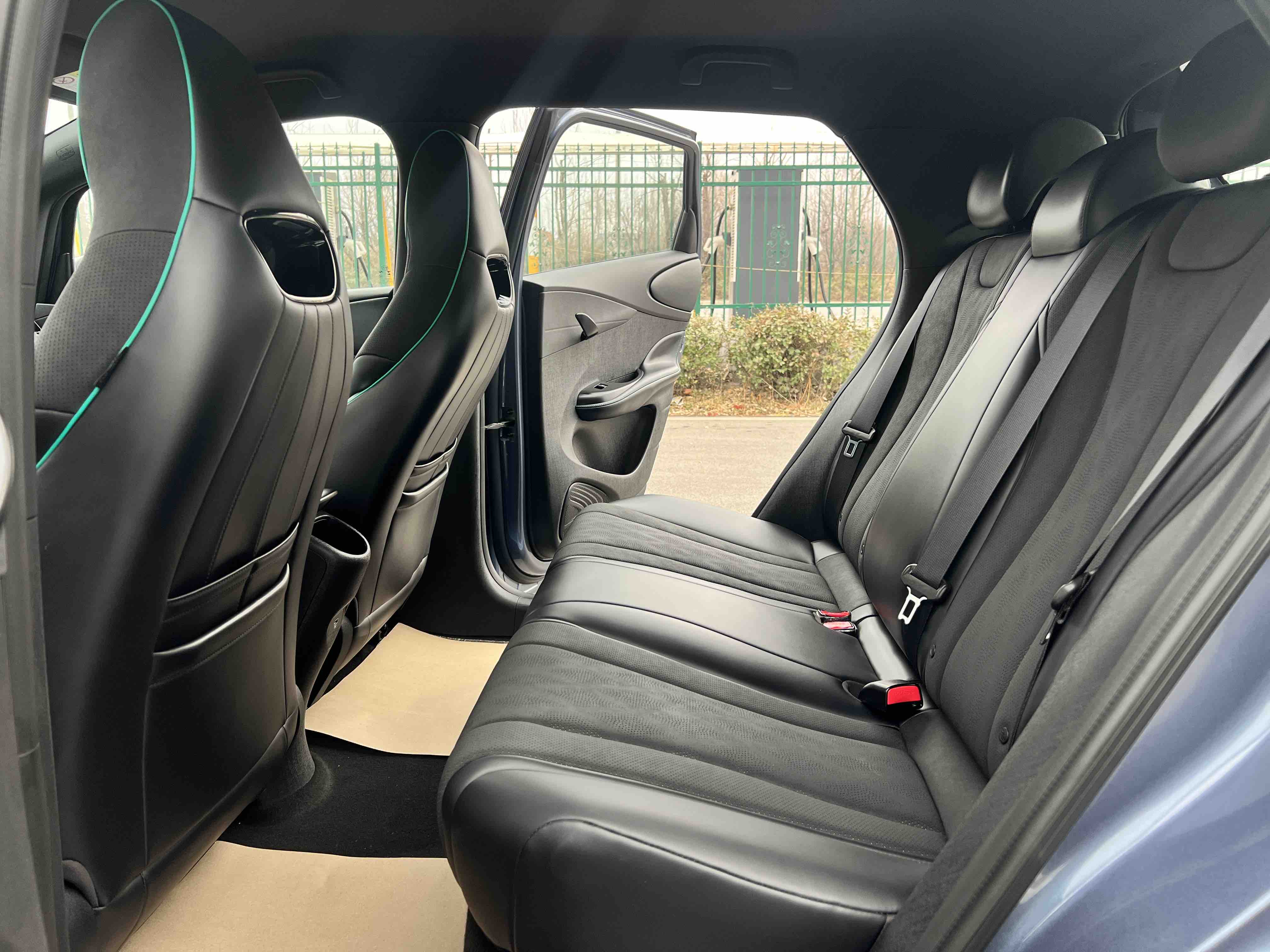 BYD Dolphin 2025 car image #9