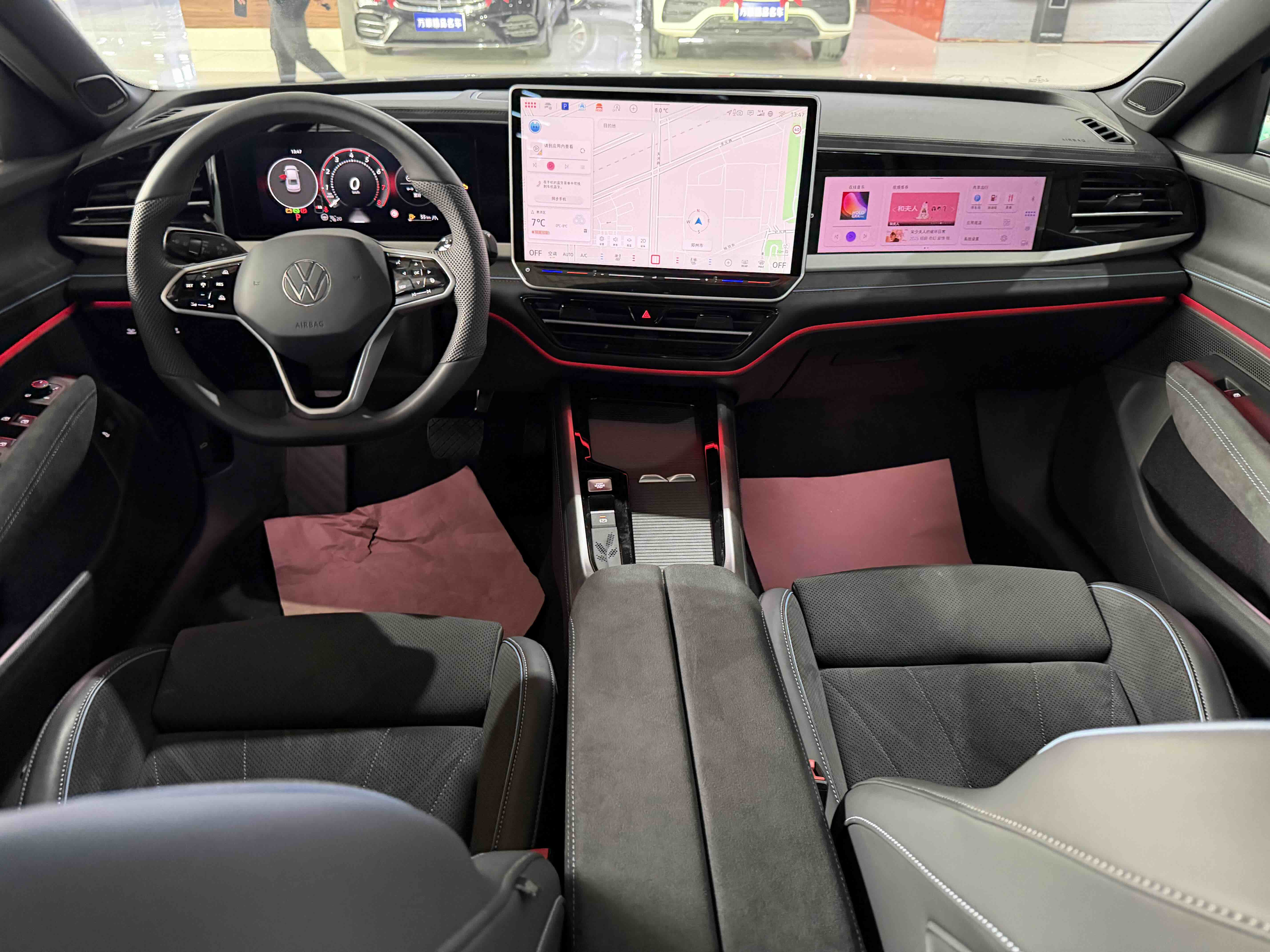 Volkswagen Passat 2024 car image #9