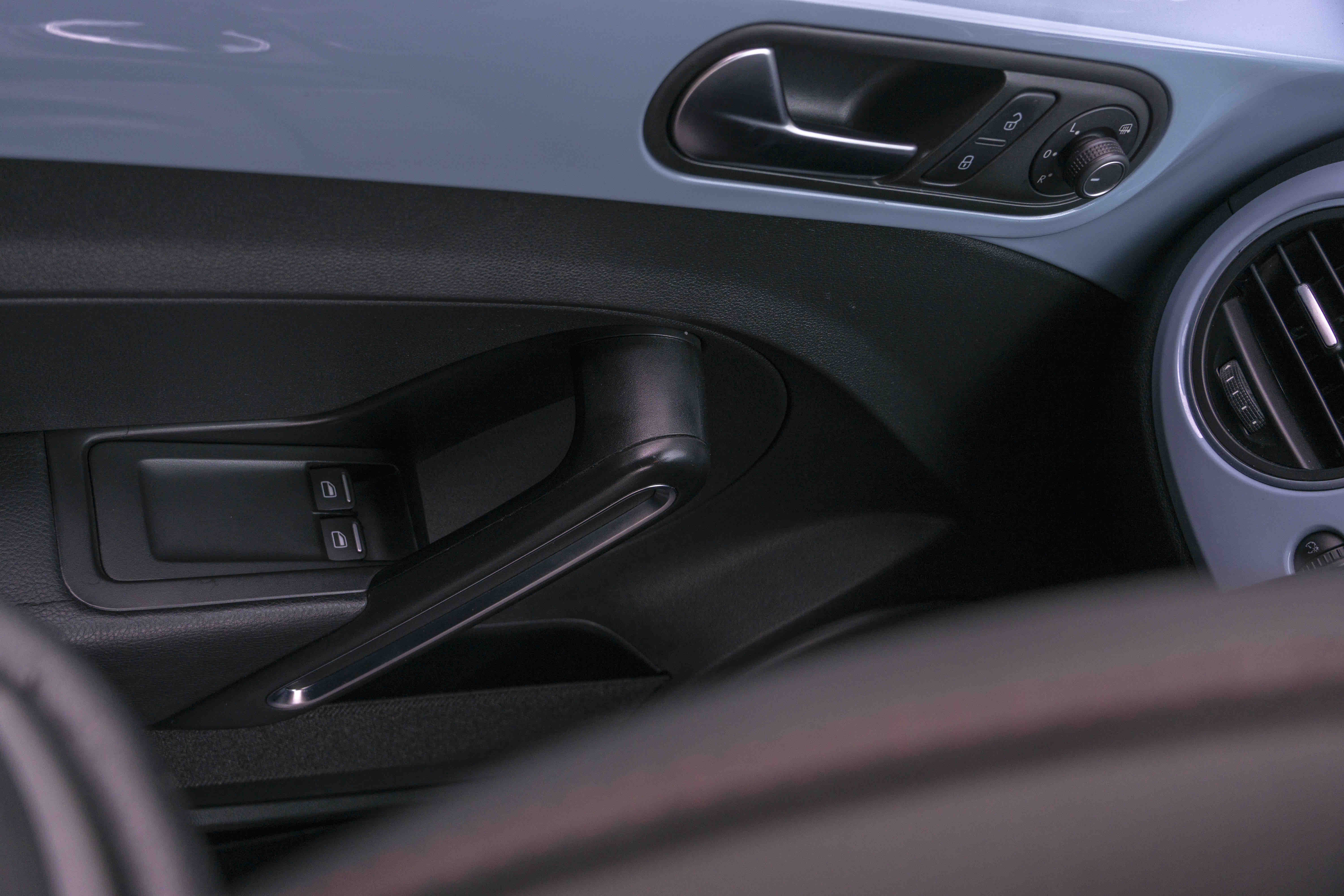 Volkswagen Beetle 2015 immagine di auto #9