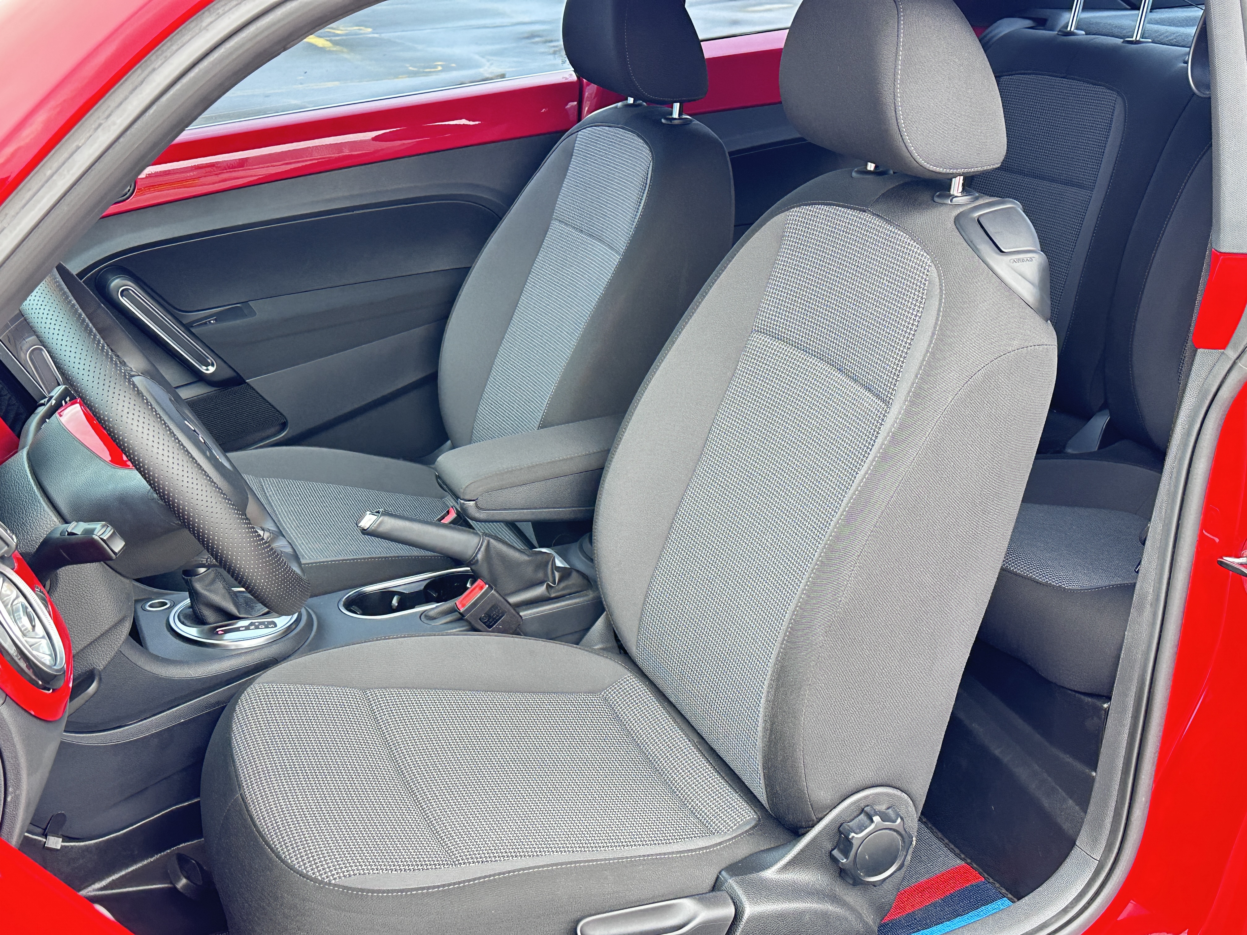 Volkswagen Beetle 2014 immagine di auto #9