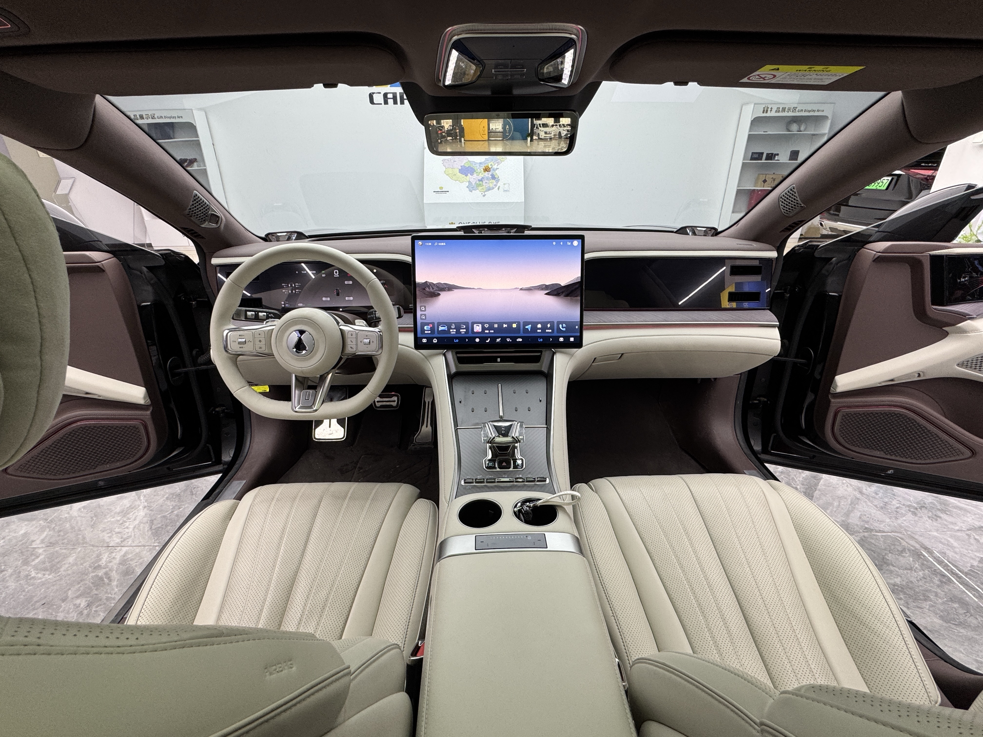 Denza Z9GT 2025 #9 Denza Z9GT 2025 car image #9