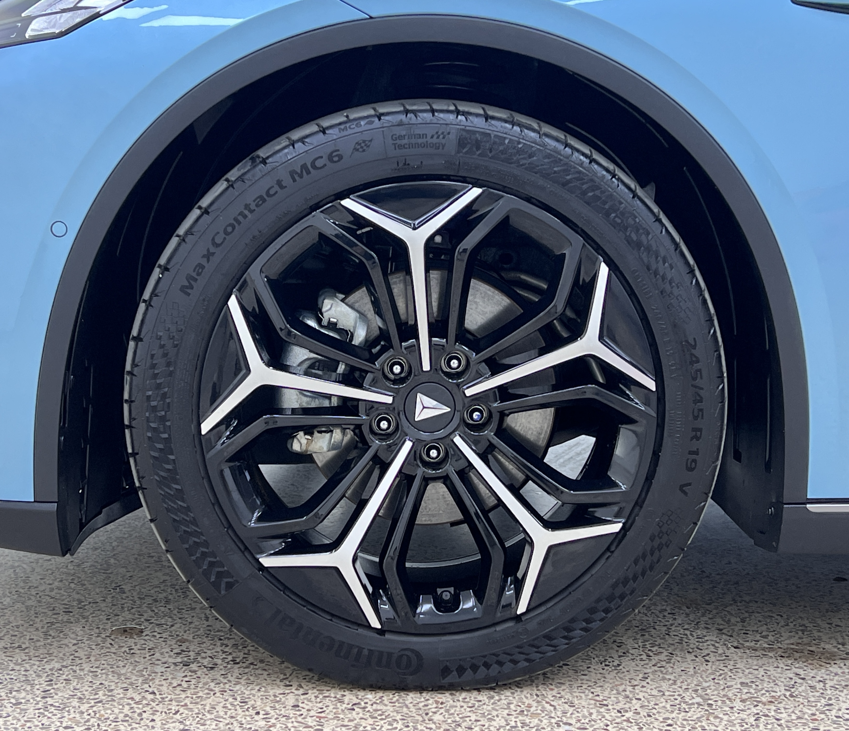 Deepal L07 2024 изображение автомобиля #9