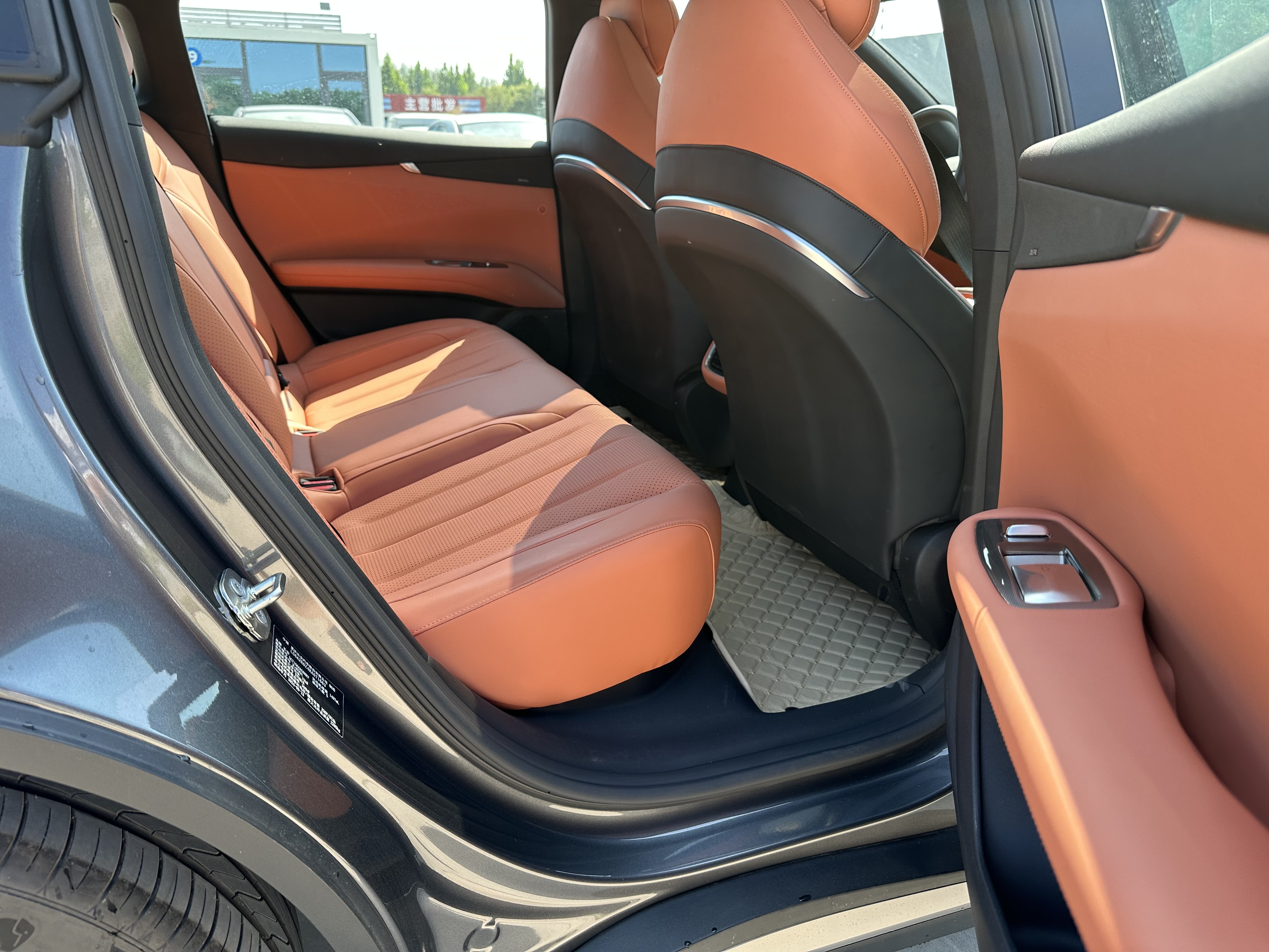 Deepal L07 2025 car image #9