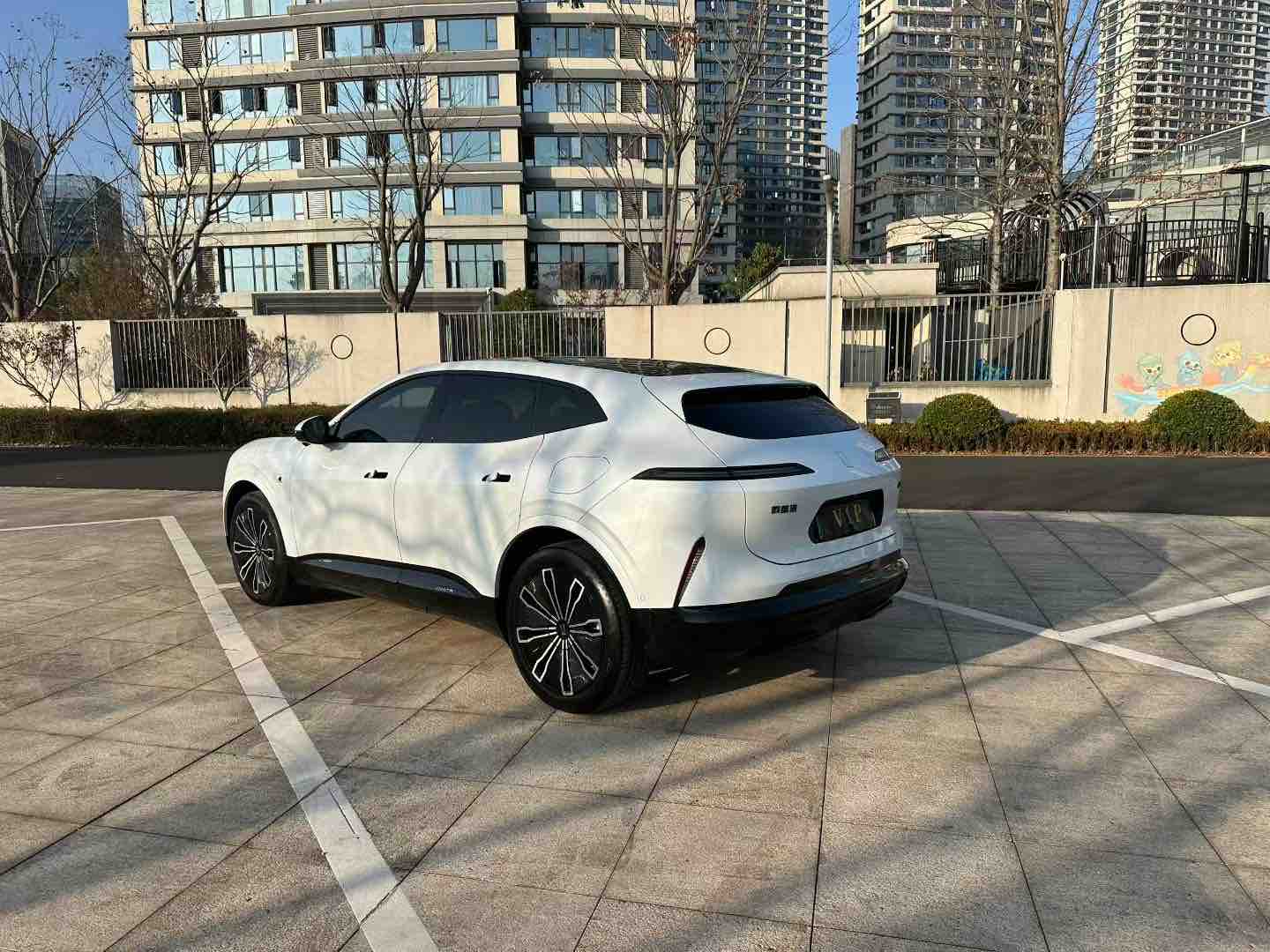 Avatr 07 2025 car image #9