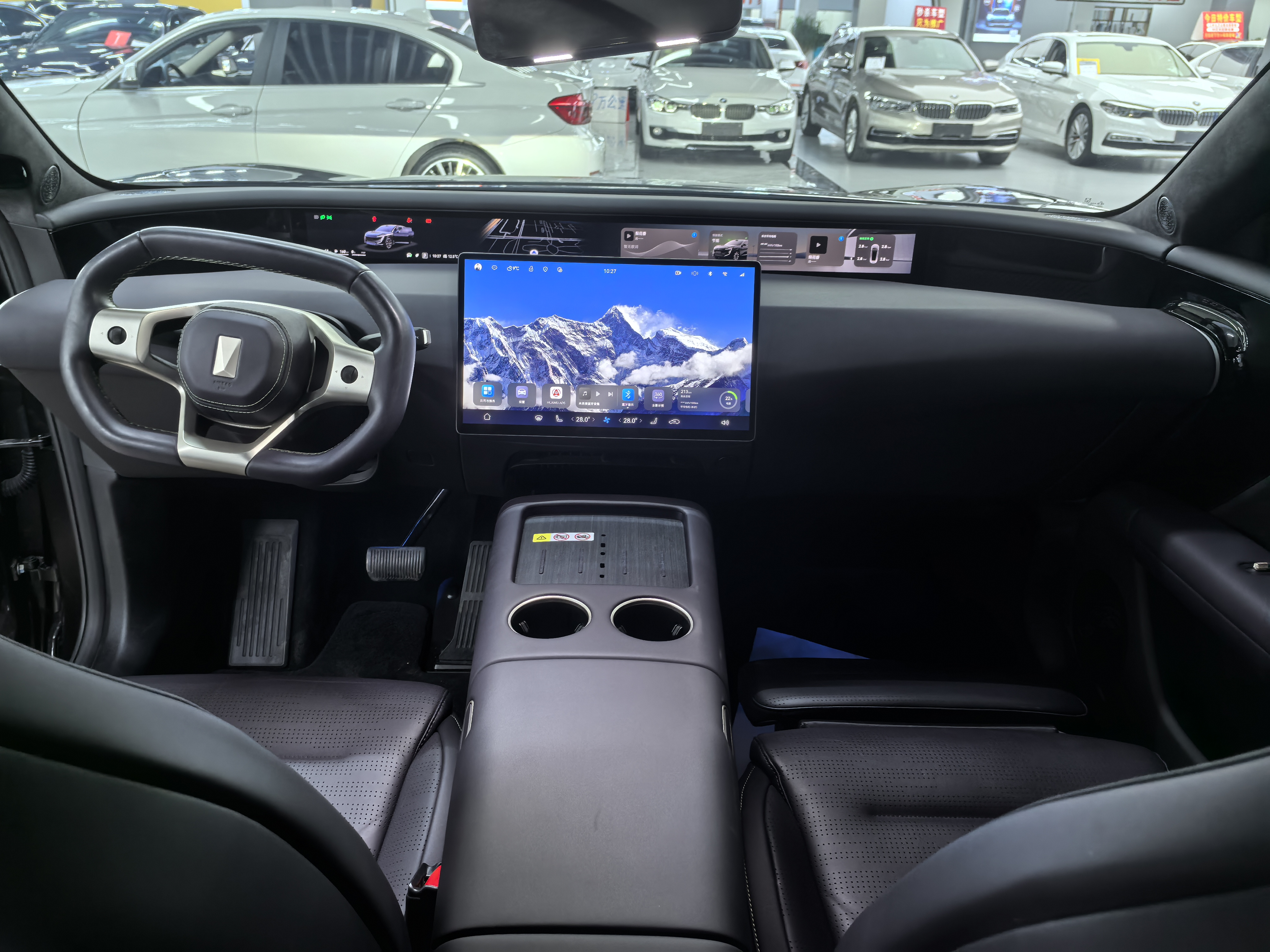 Avatr 07 2025 car image #9