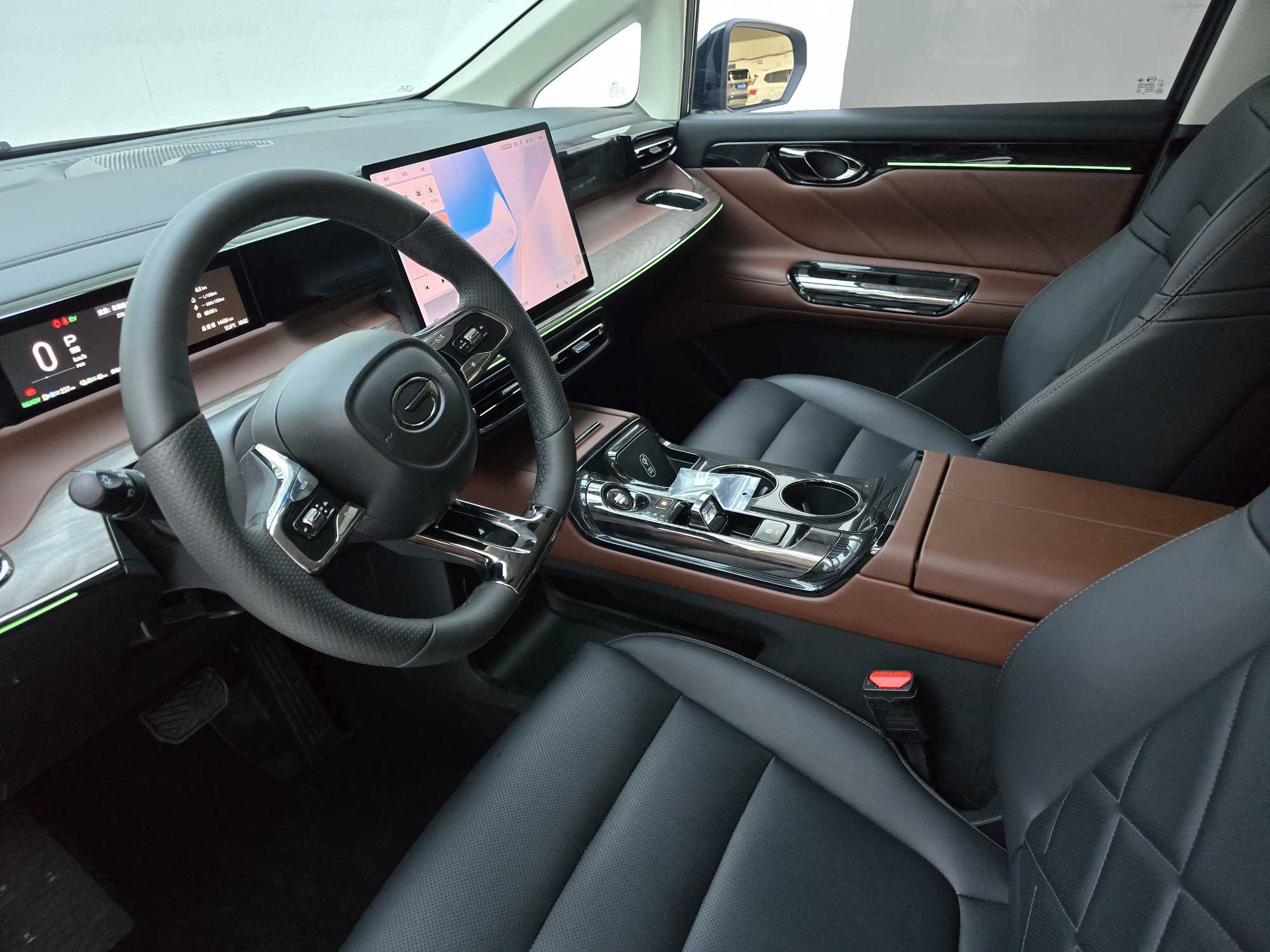 GAC Trumpchi E8 New Energy 2025 #9 GAC Trumpchi E8 New Energy 2025 car image #9