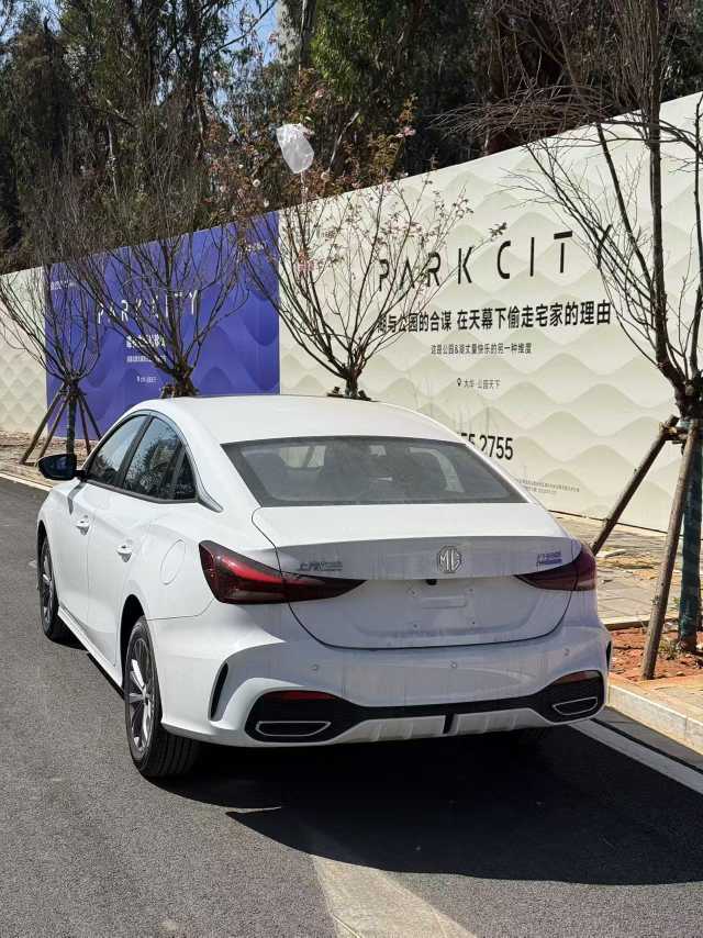 MG 5 2026 #9 MG 5 2026 car image #9