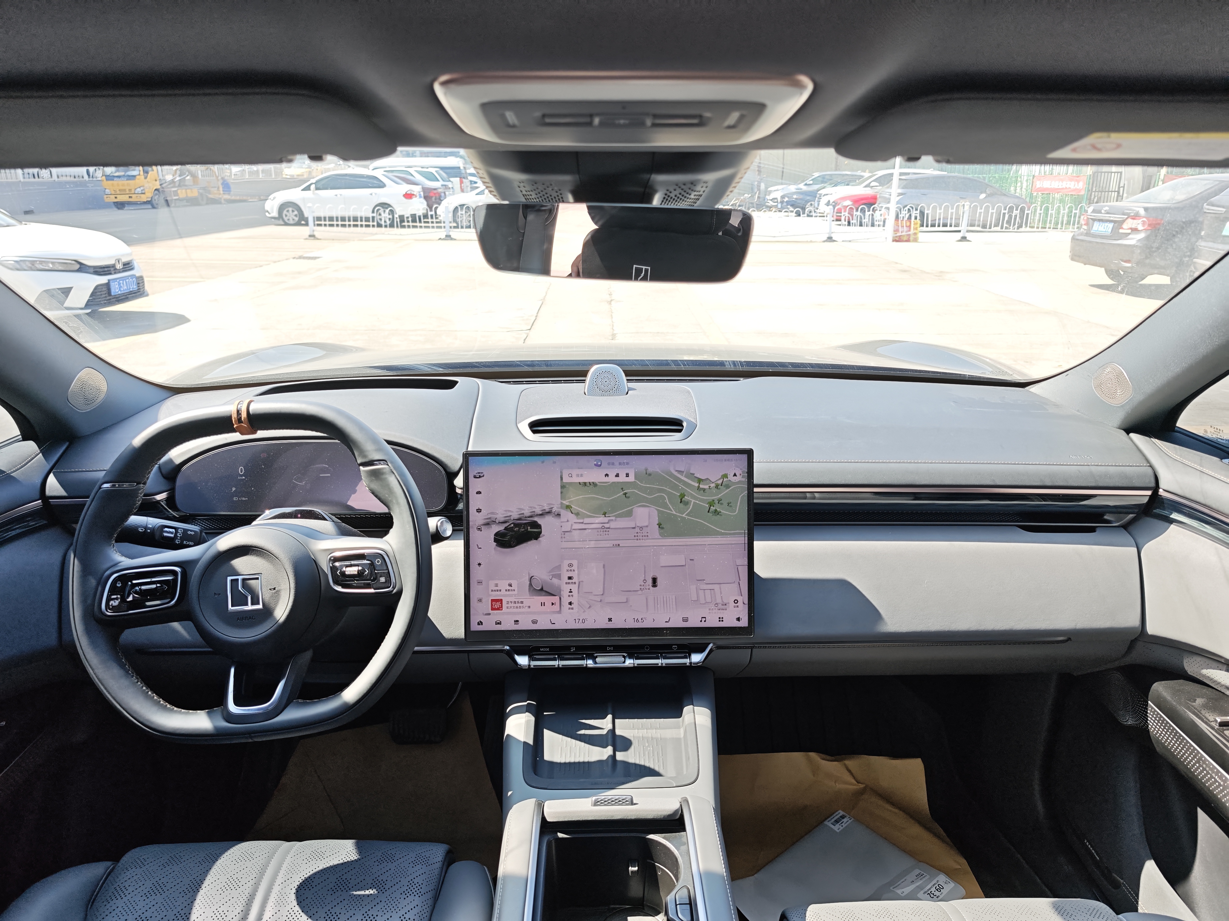 Zeekr 7X 2024 car image #9