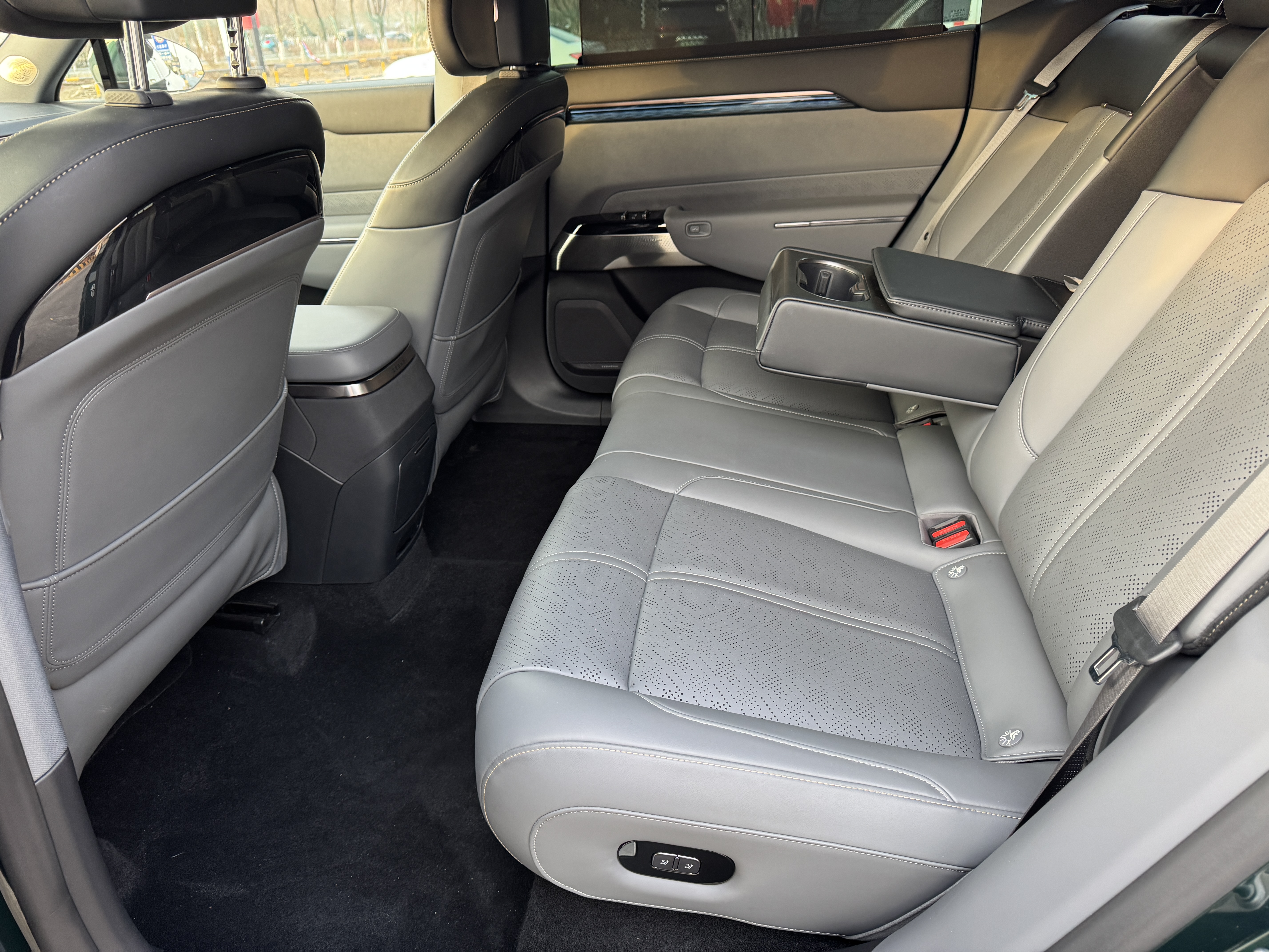 极氪 极氪7X 2024 汽车图片 #9