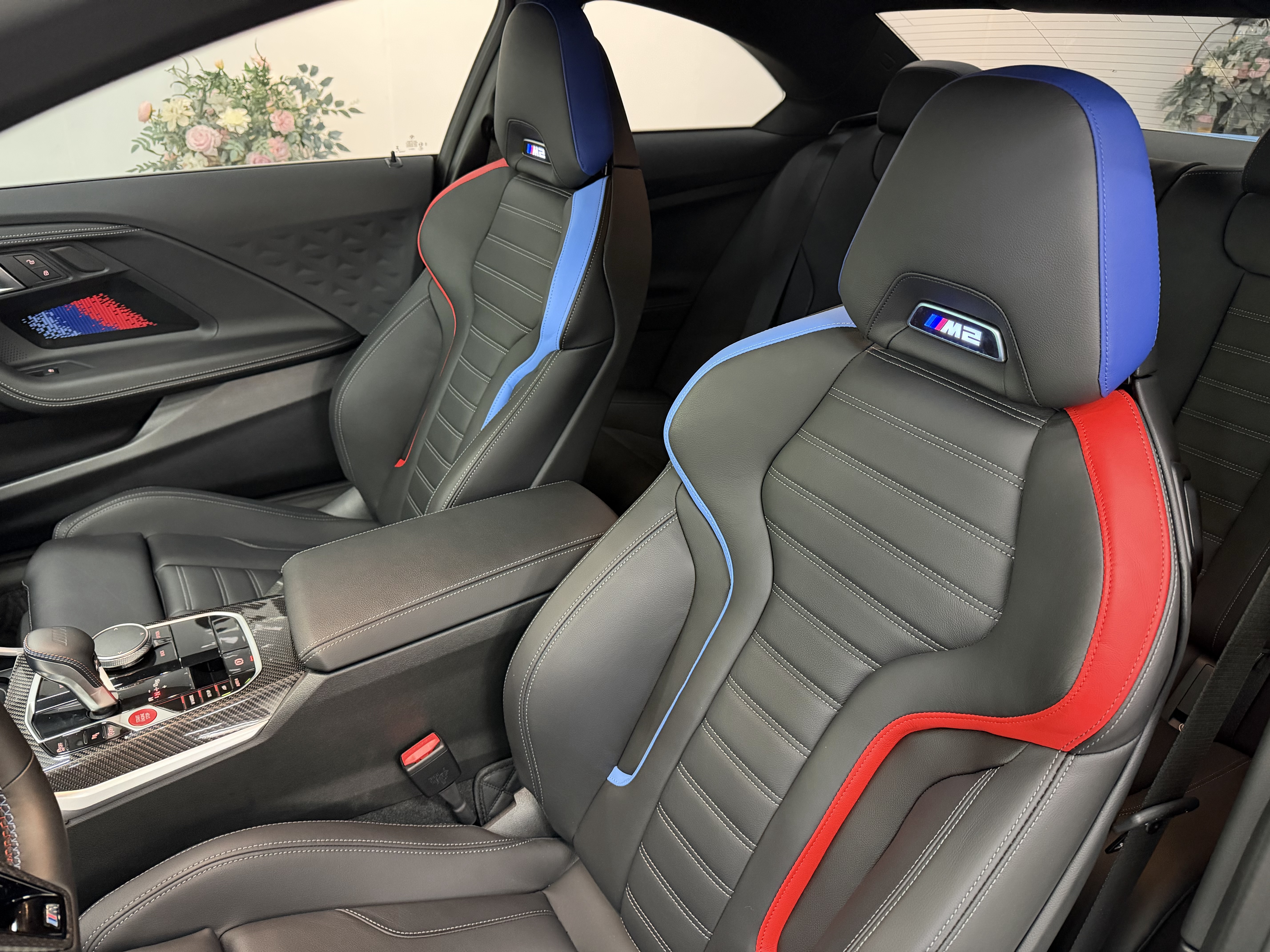 BMW M2 2025 car image #9