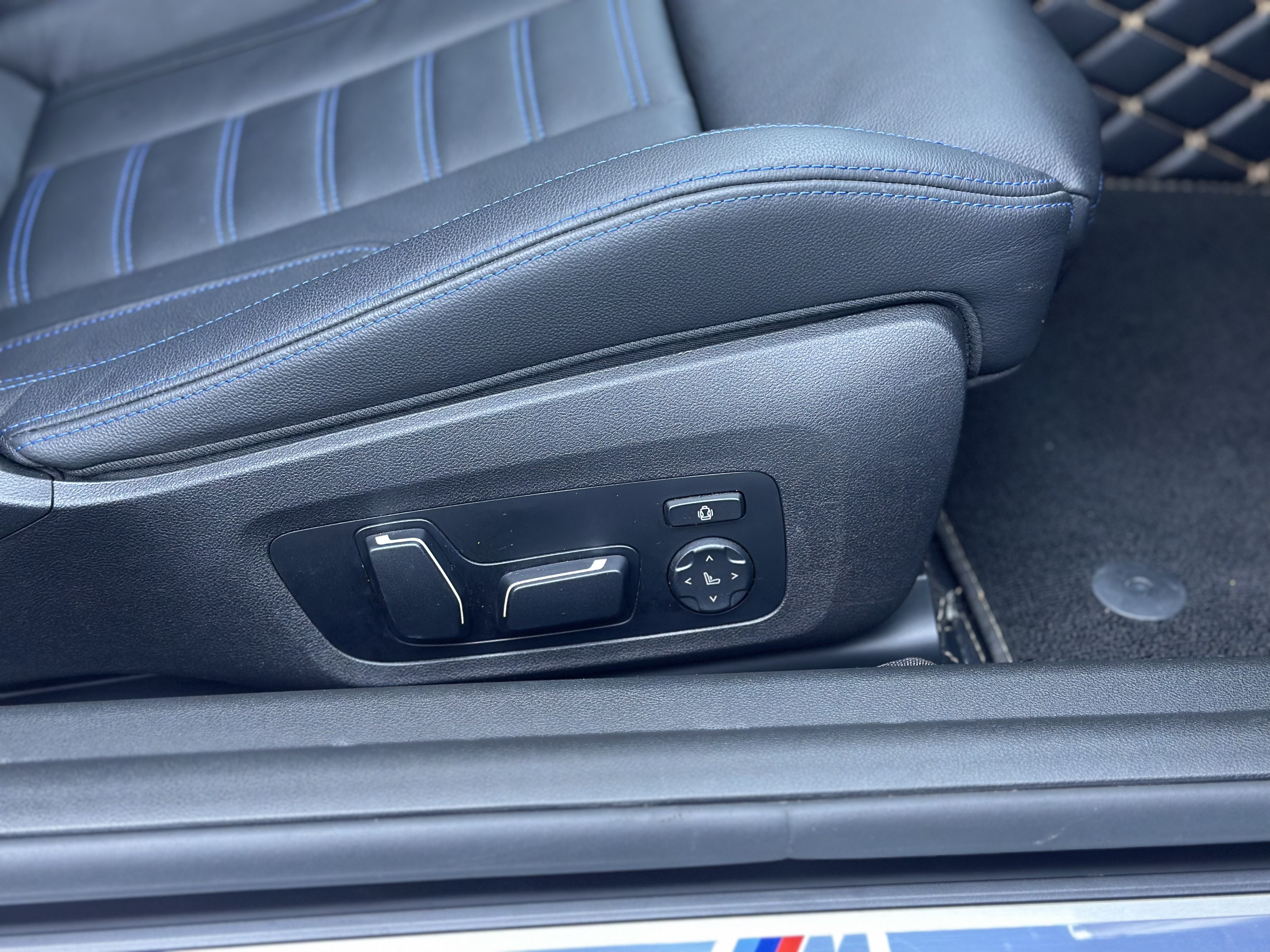 BMW M240i 2025 car image #9