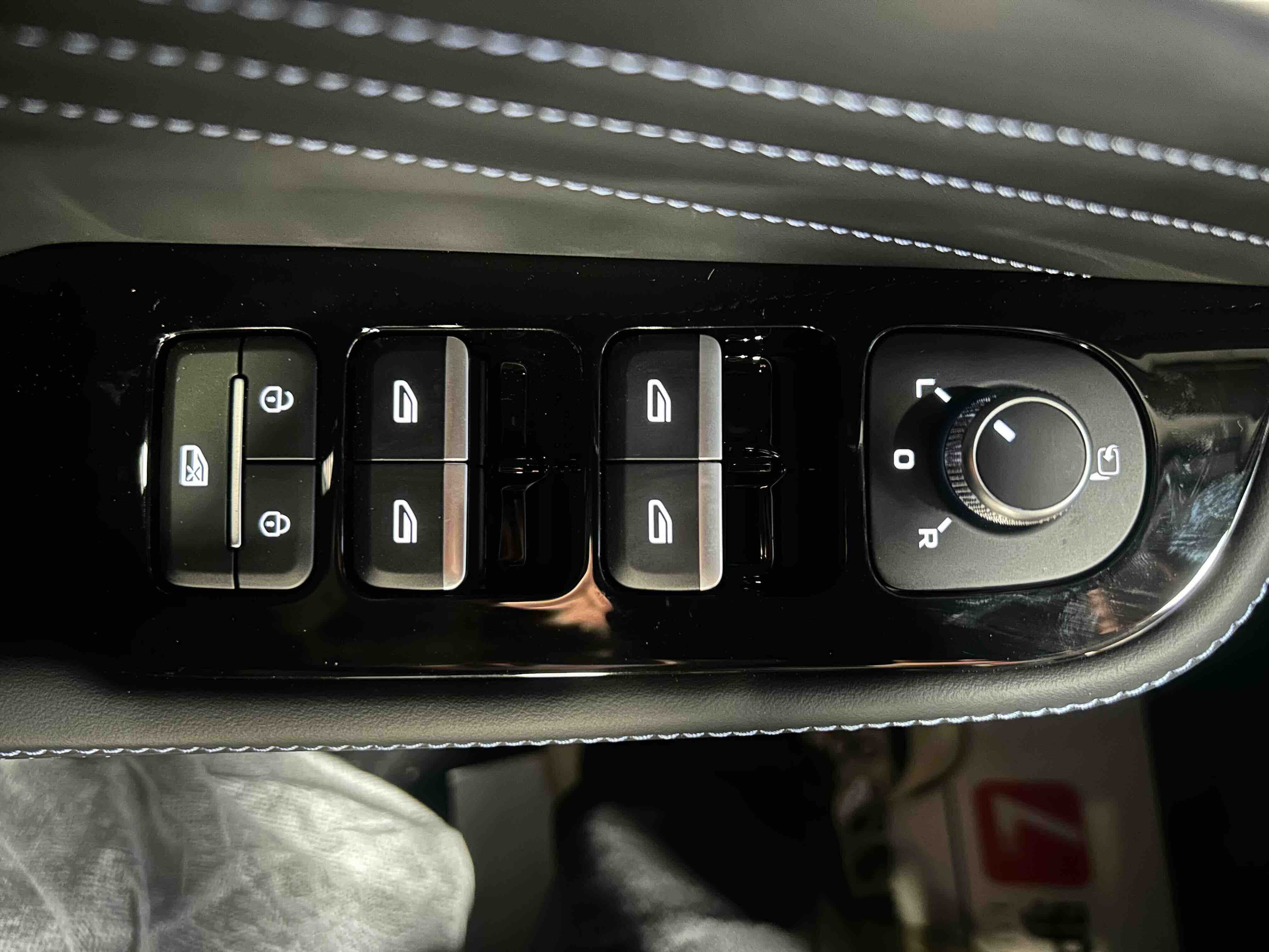GEELY Preface 2025 immagine di auto #9
