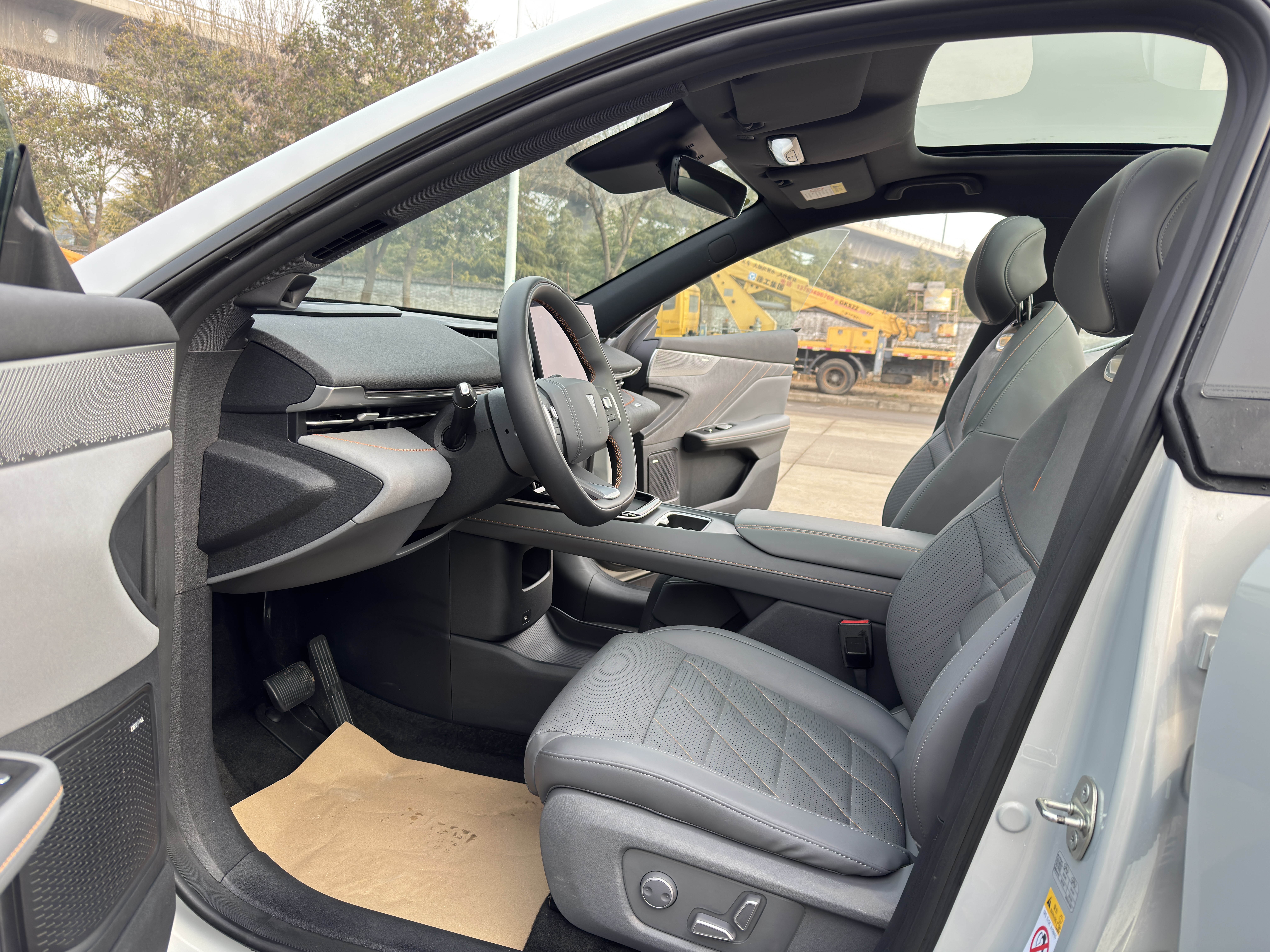 Deepal S05 2024 immagine di auto #9