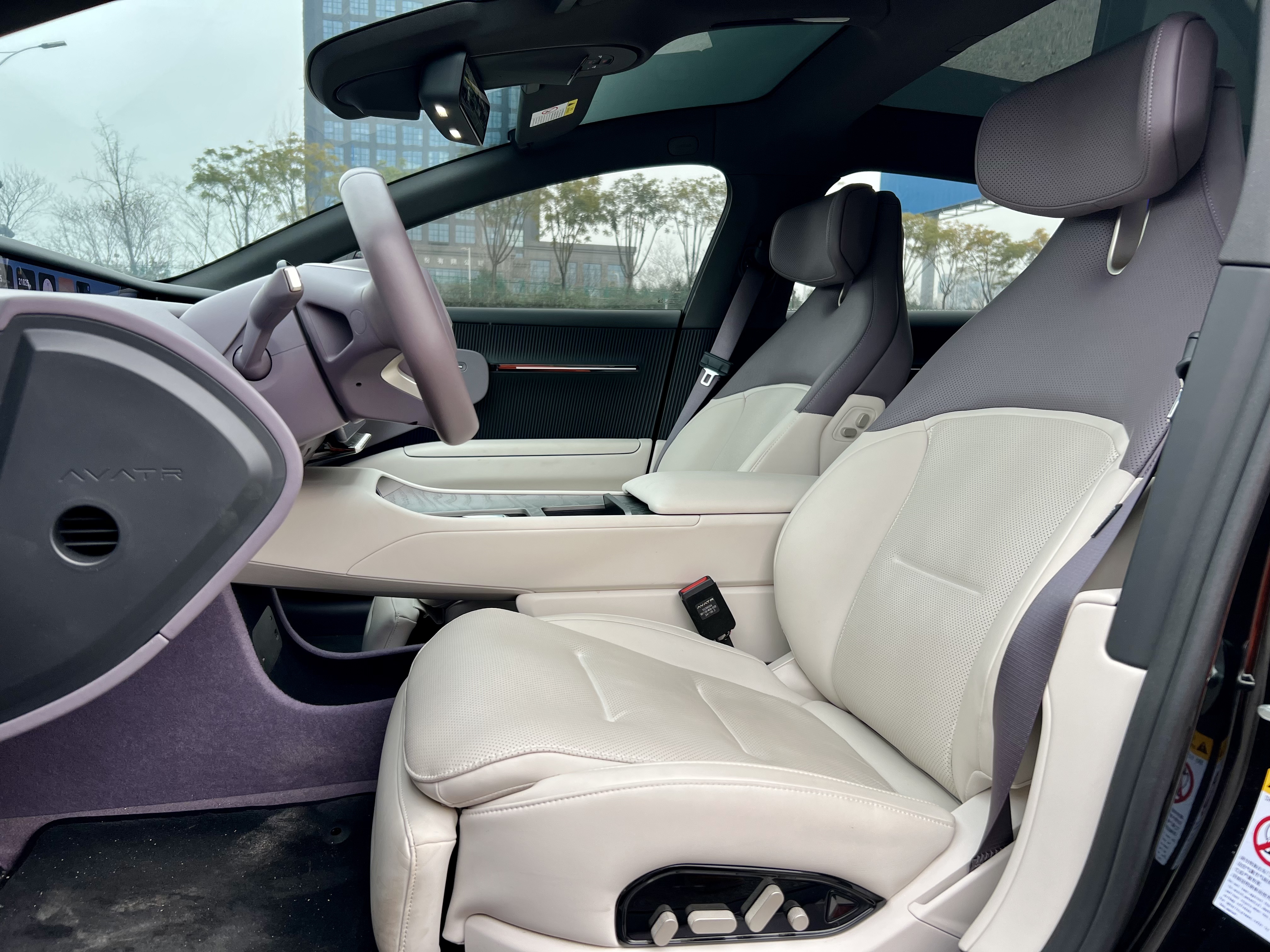 Avatr 12 2025 #9 Avatr 12 2025 car image #9