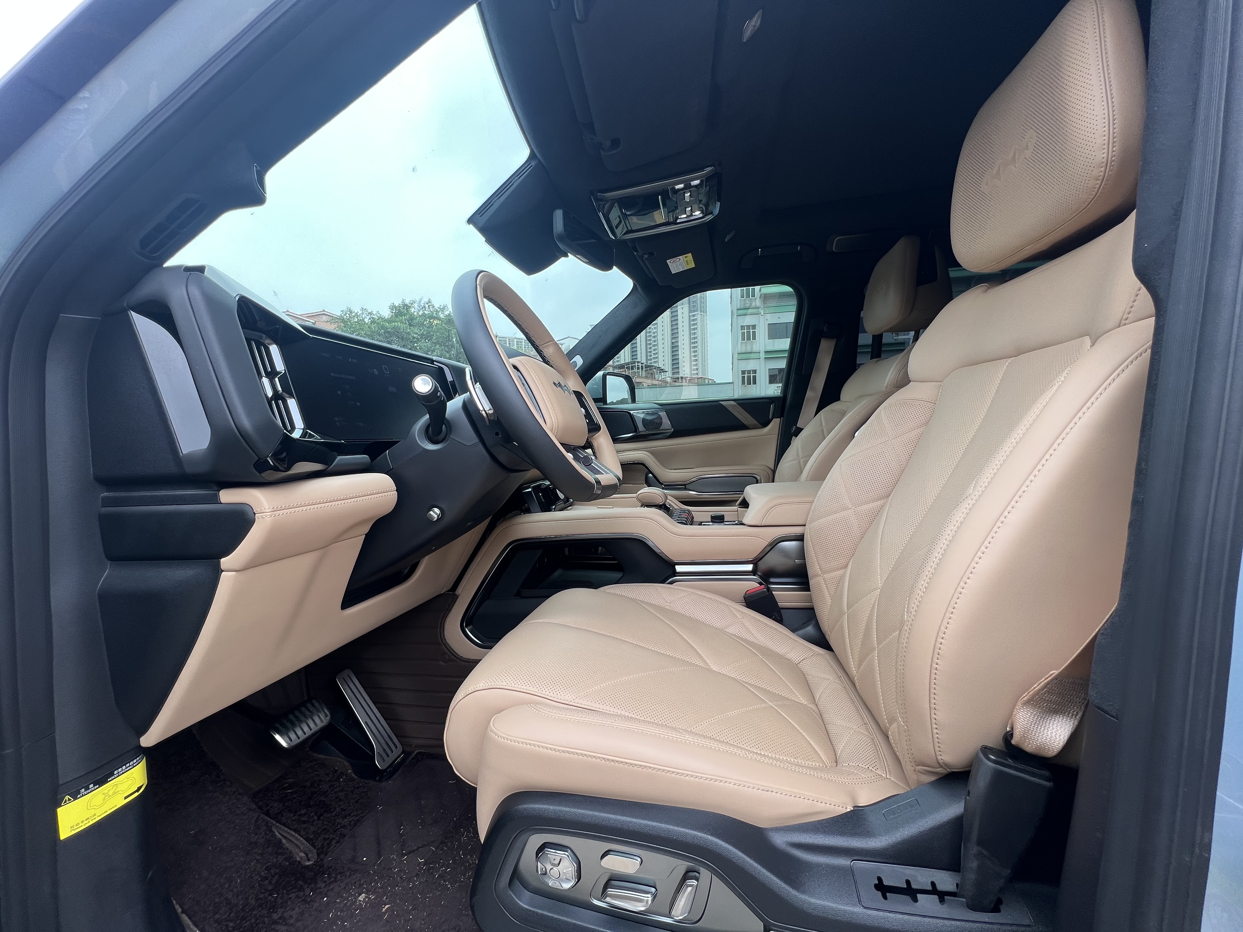 FangChengBao Leopard 8 2024 car image #9