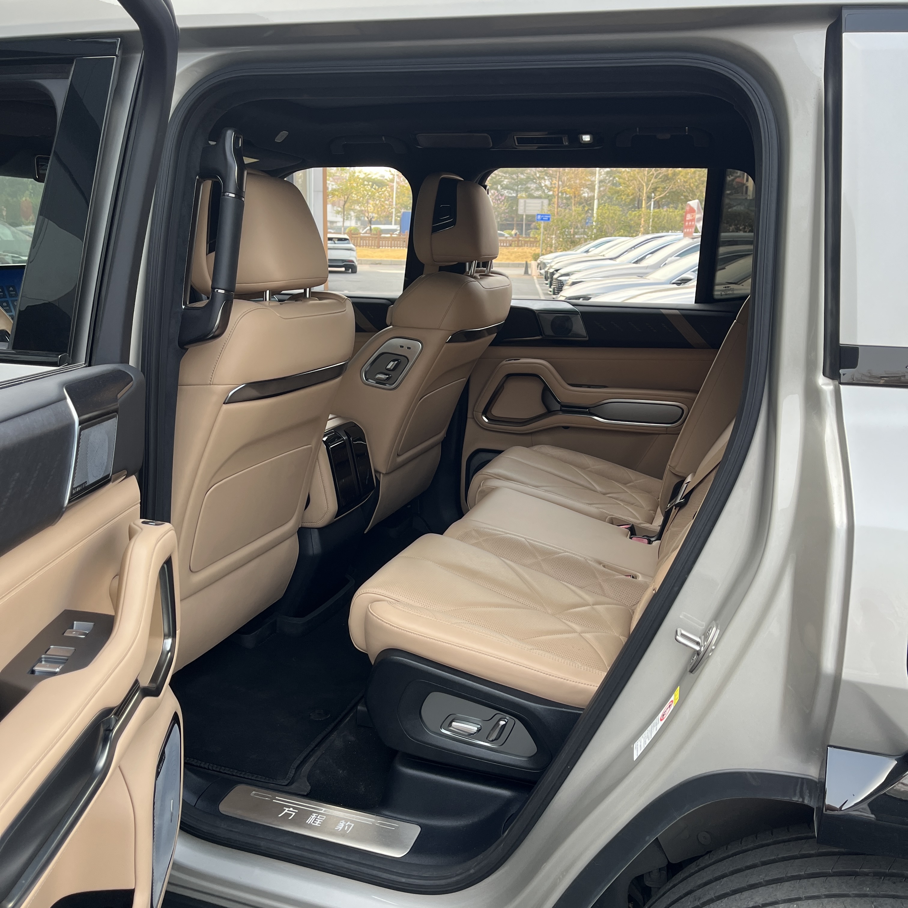 FangChengBao Leopard 8 2024 #9 FangChengBao Leopard 8 2024 immagine di auto #9