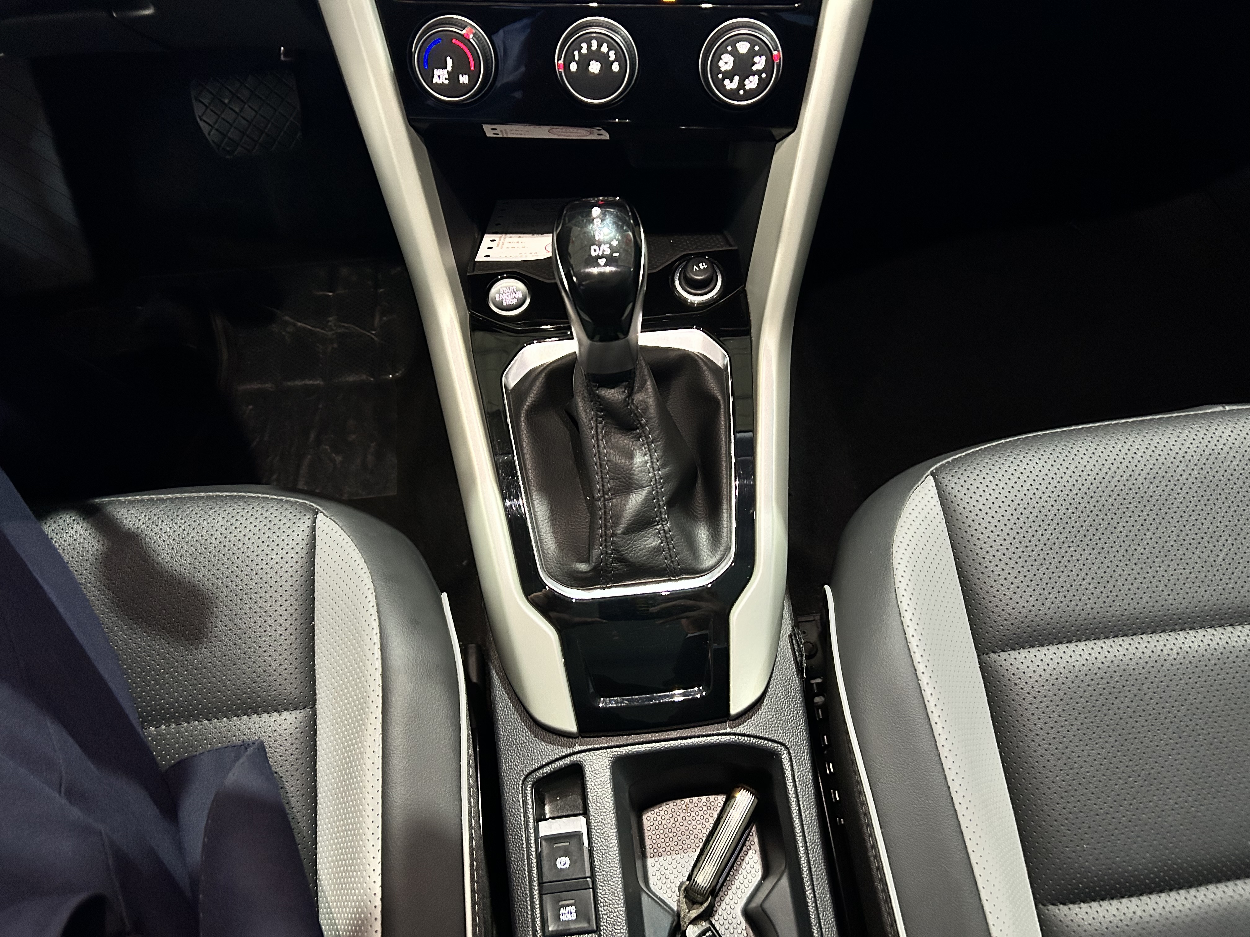 T-Roc 2025 #9 T-Roc 2025 car image #9