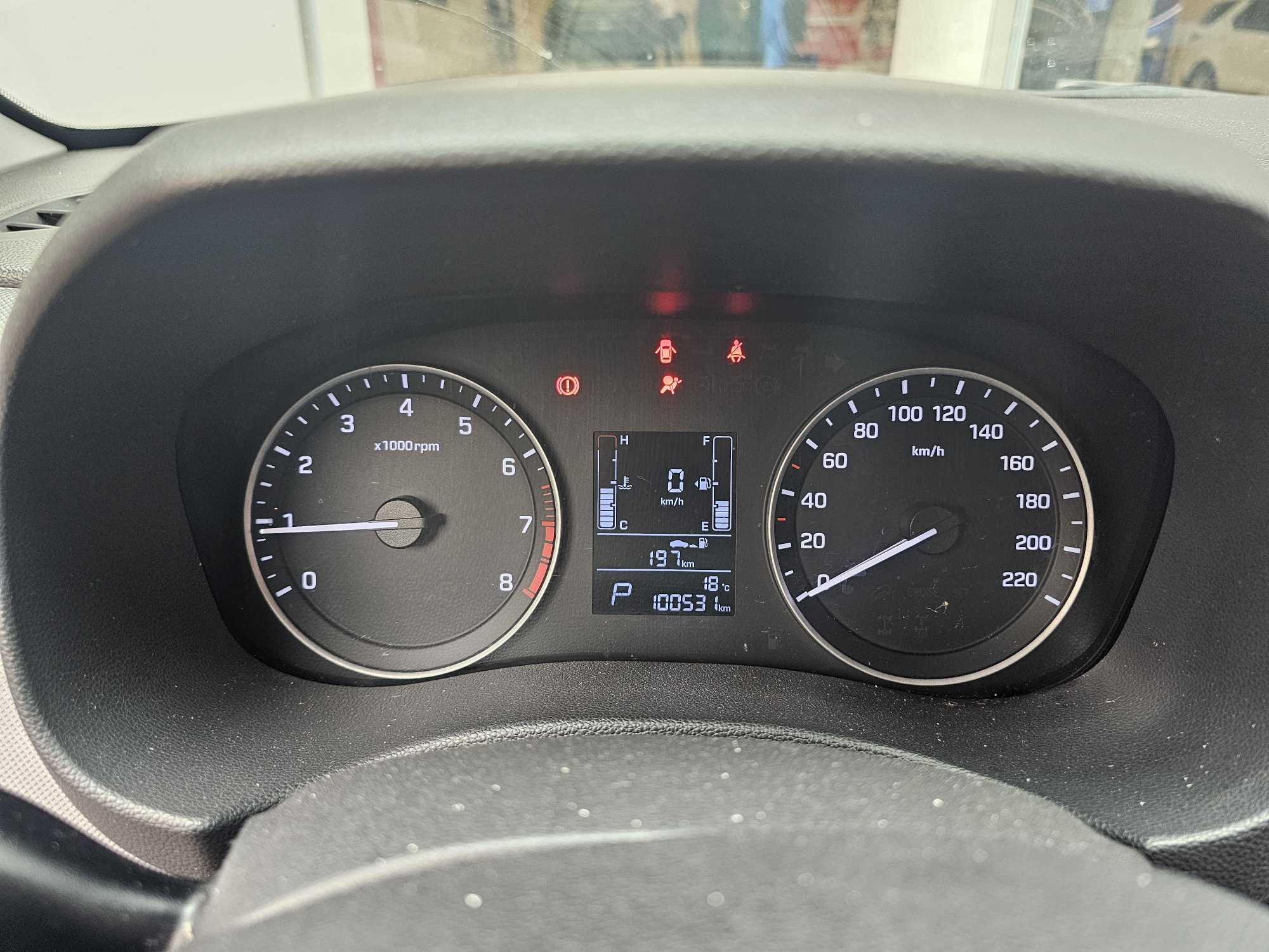 Hyundai ix25 2016 car image #9