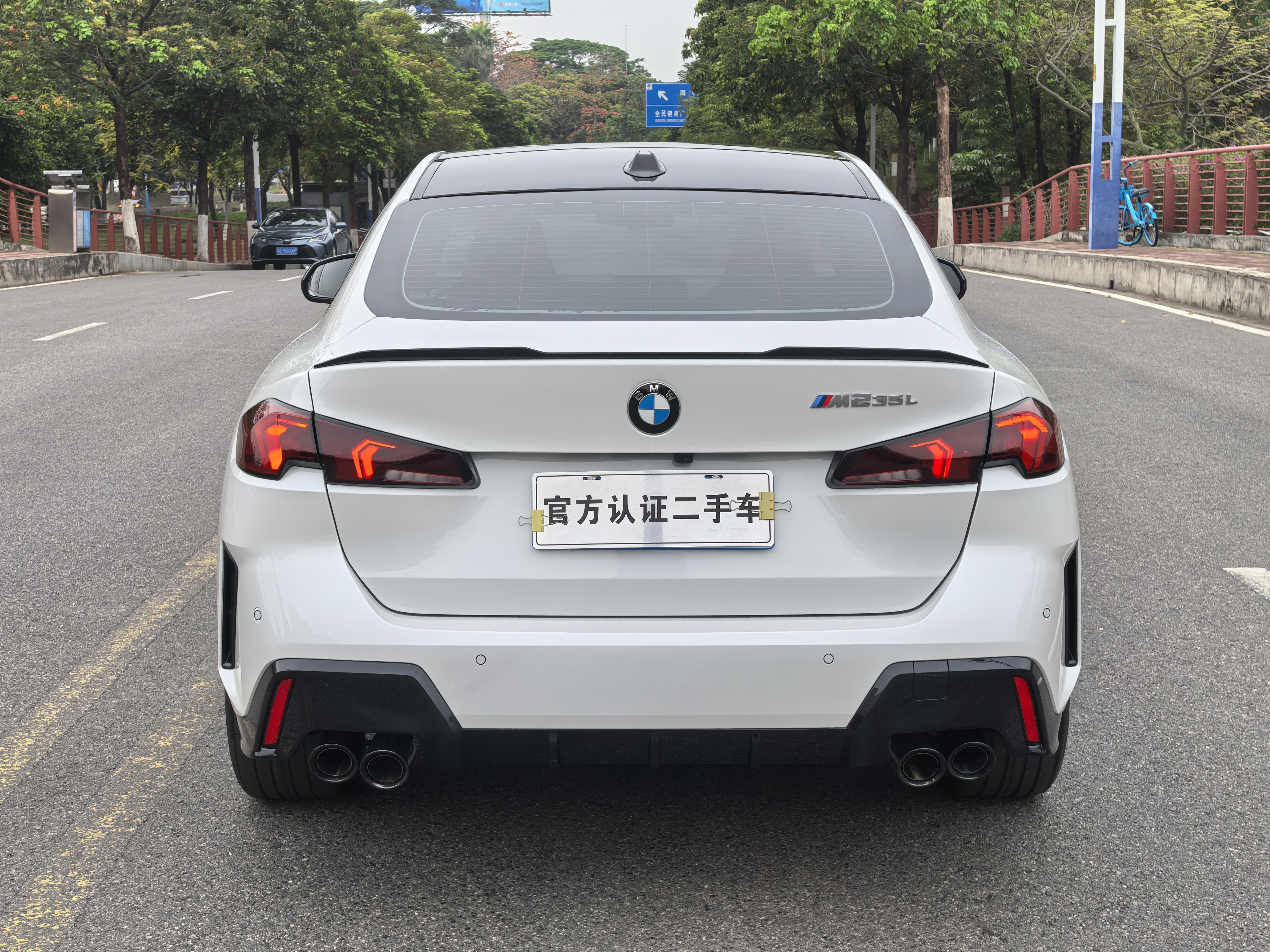BMW M235L 2025 صورة سيارة #9