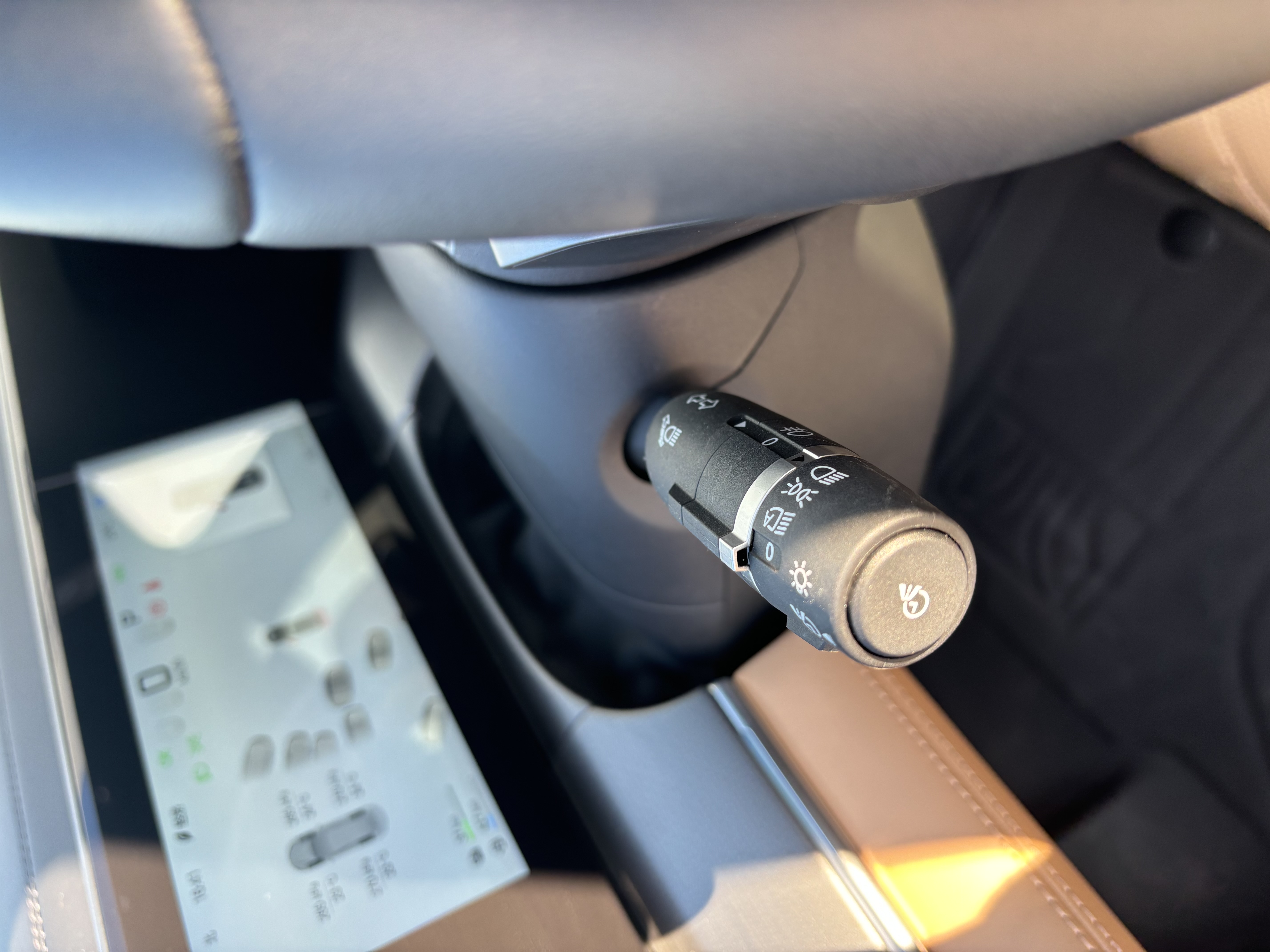 BYD SongL DM-i 2025 car image #9