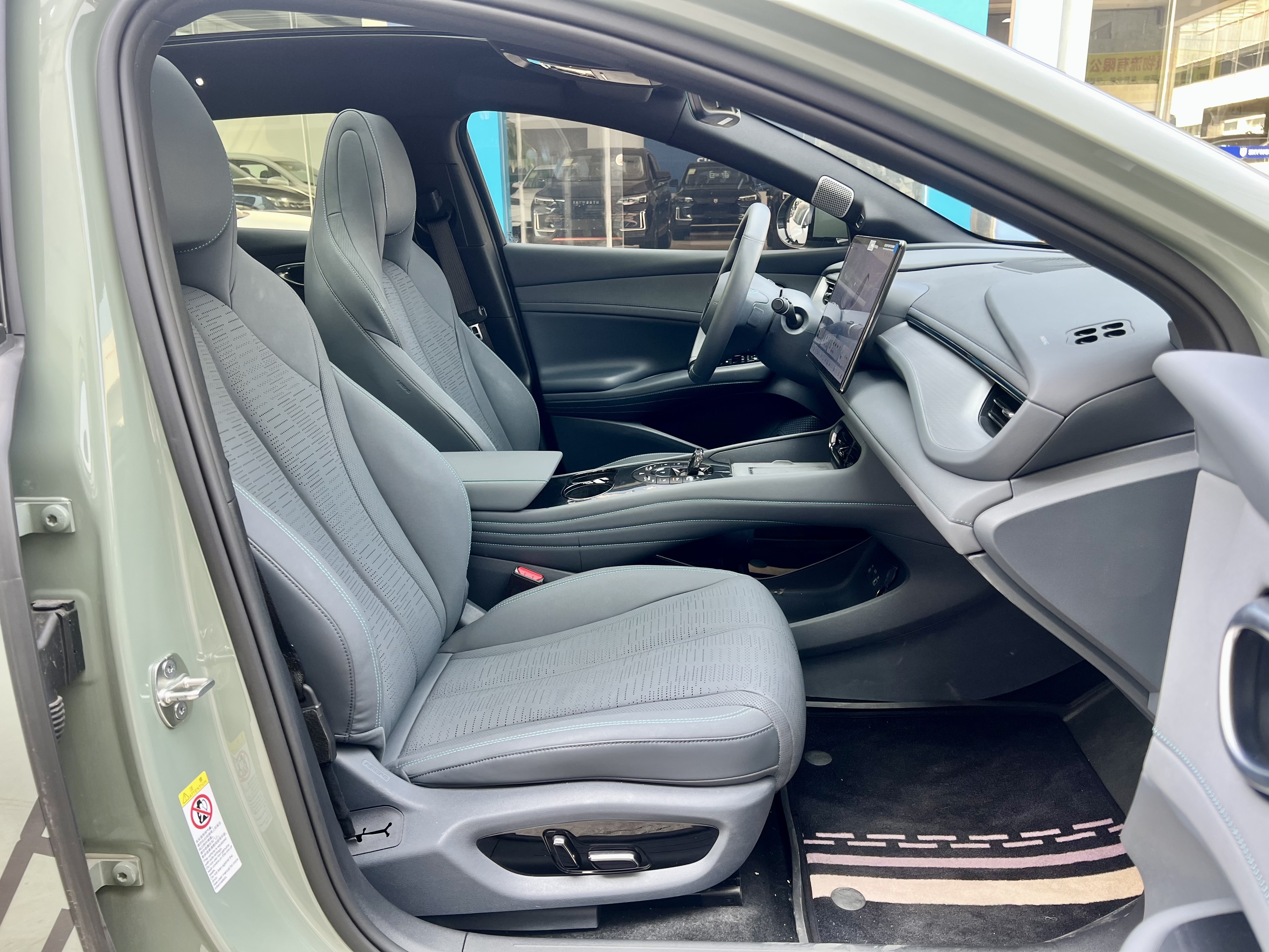 BYD Seal 06GT 2025 car image #9